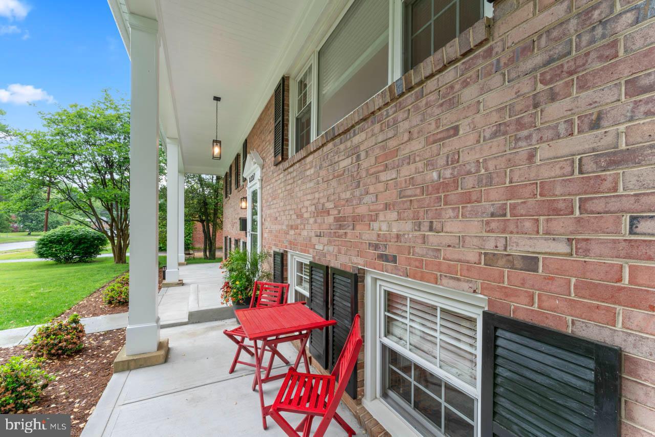 COLLINGWOOD SPRINGS - Residential