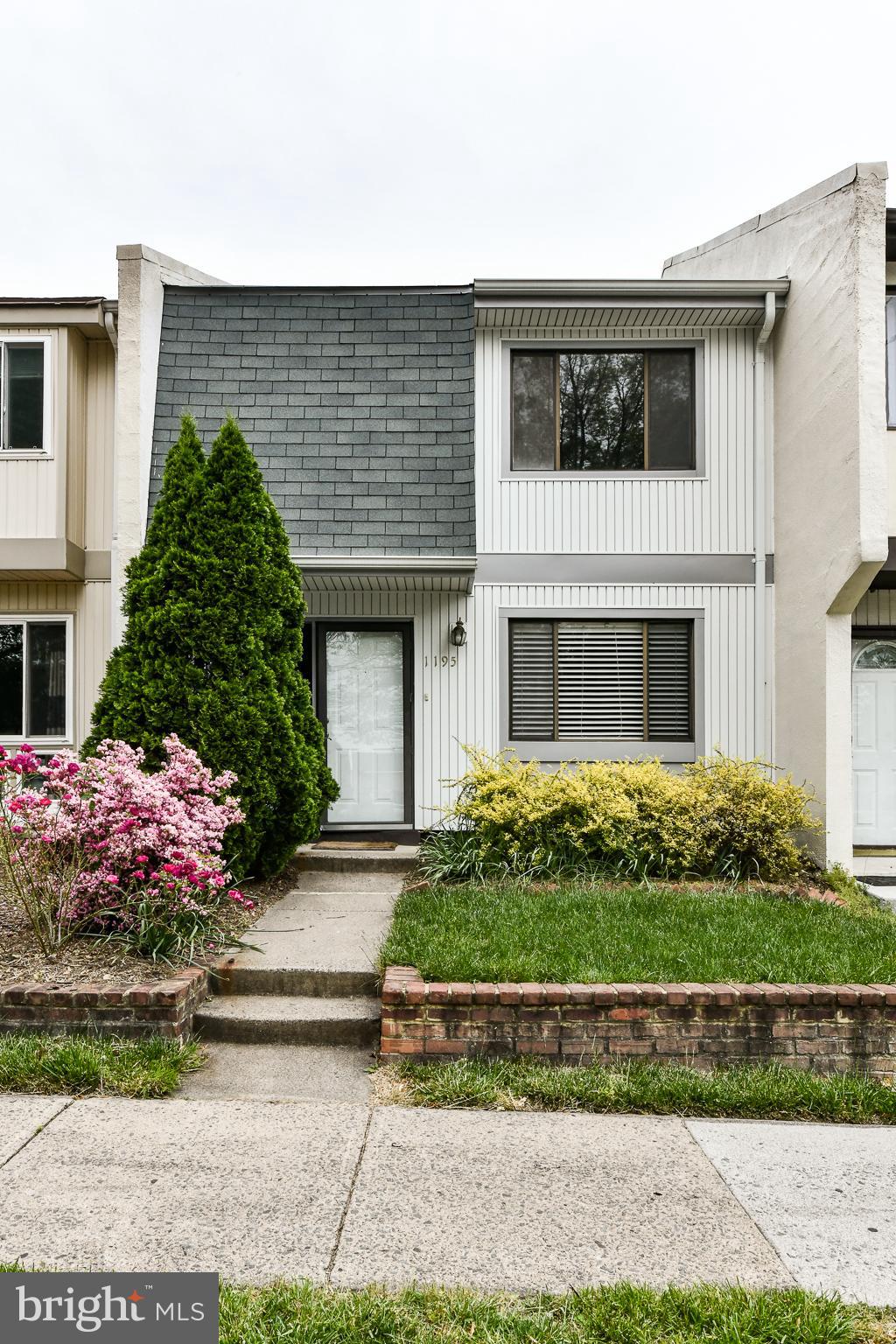 TRALEE - Residential Lease