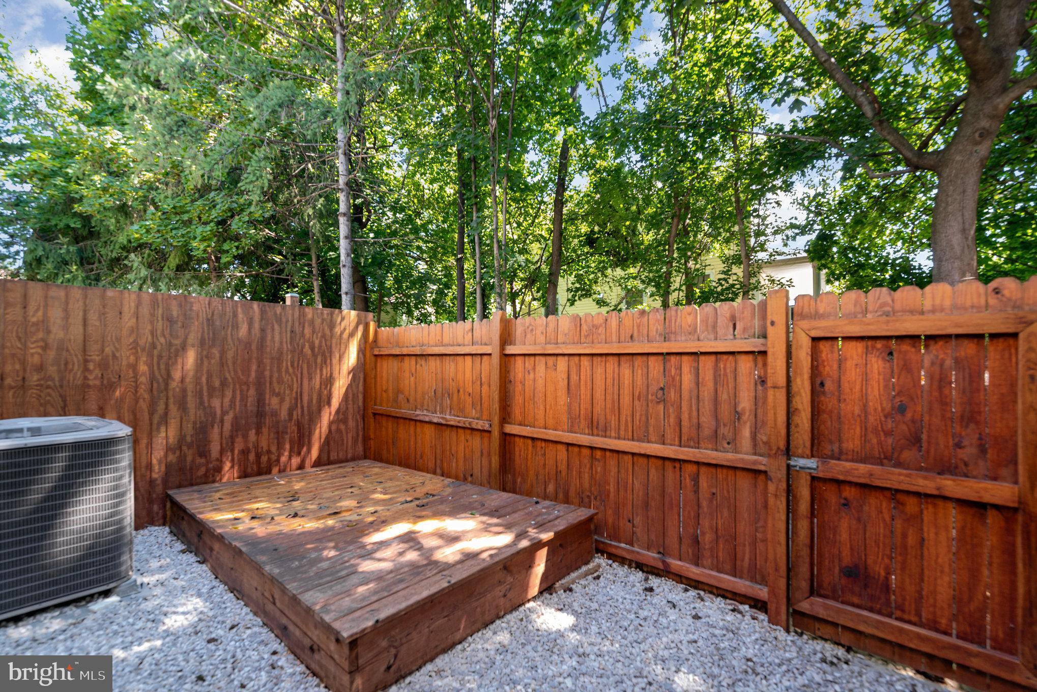 HARRIS HILL - Residential Lease