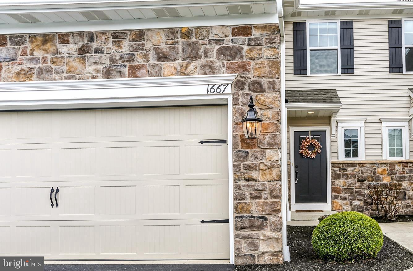 ORCHARD GLEN - Residential