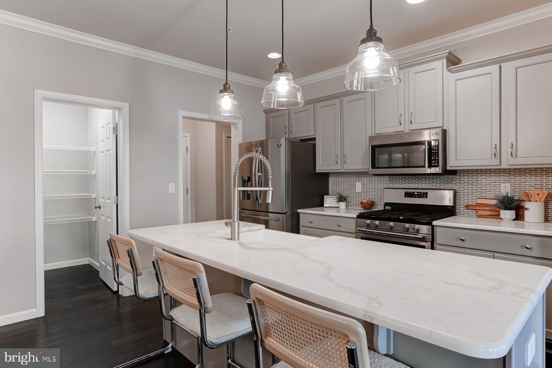 ORCHARD GLEN - Residential