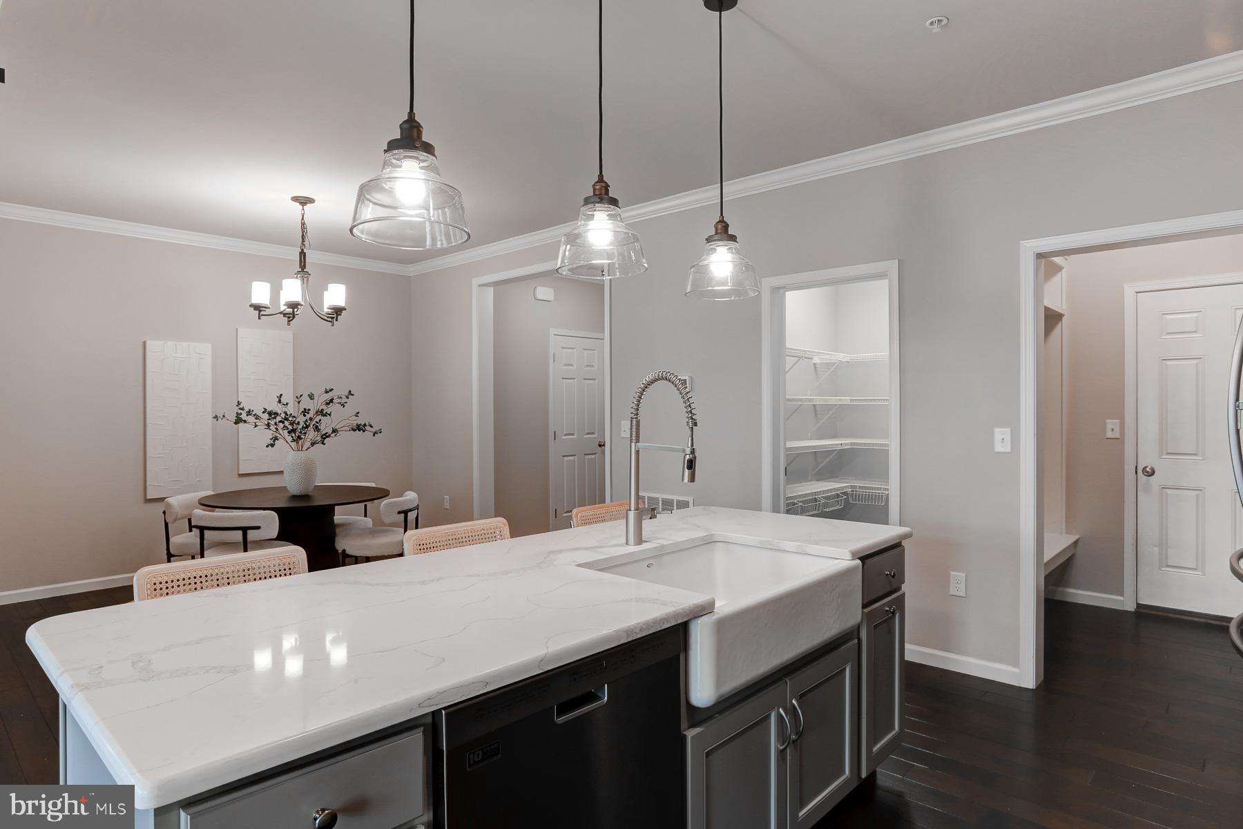 ORCHARD GLEN - Residential