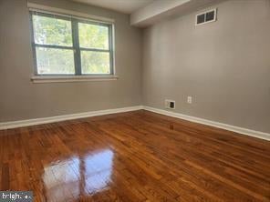 1126 48TH PLACE NE