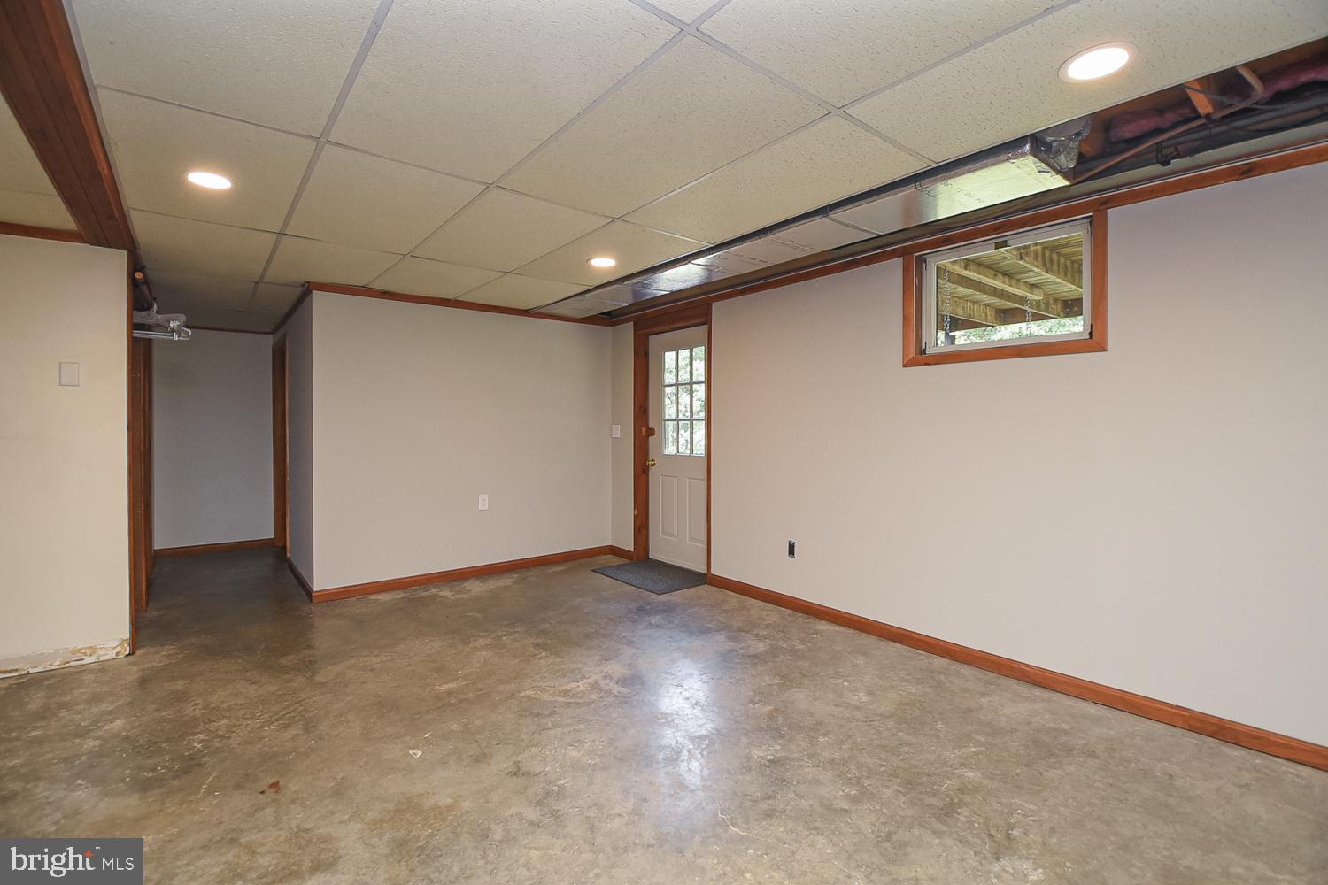 WOODS AT TAYLOR LAKE - Residential