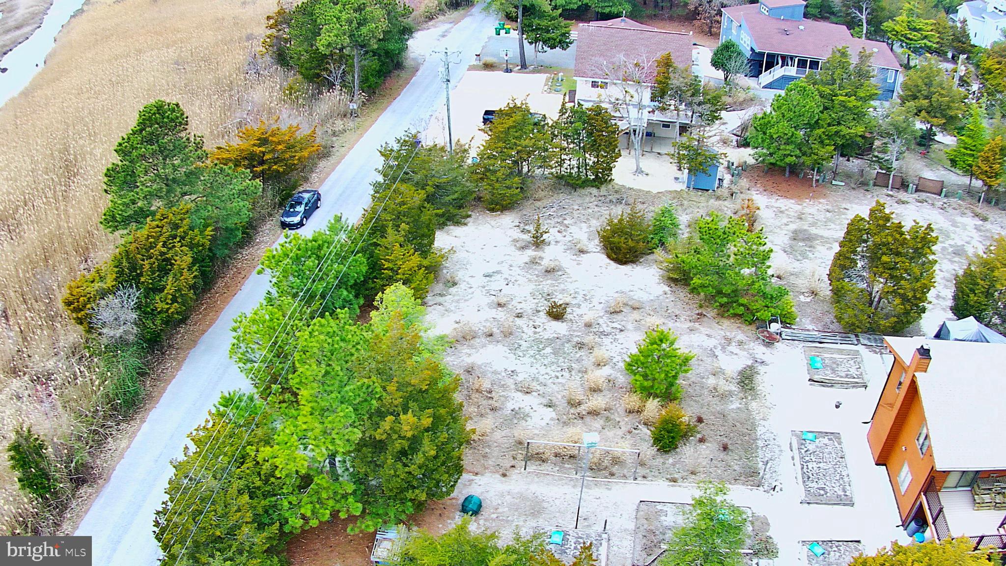 1612 N BAY SHORE DRIVE