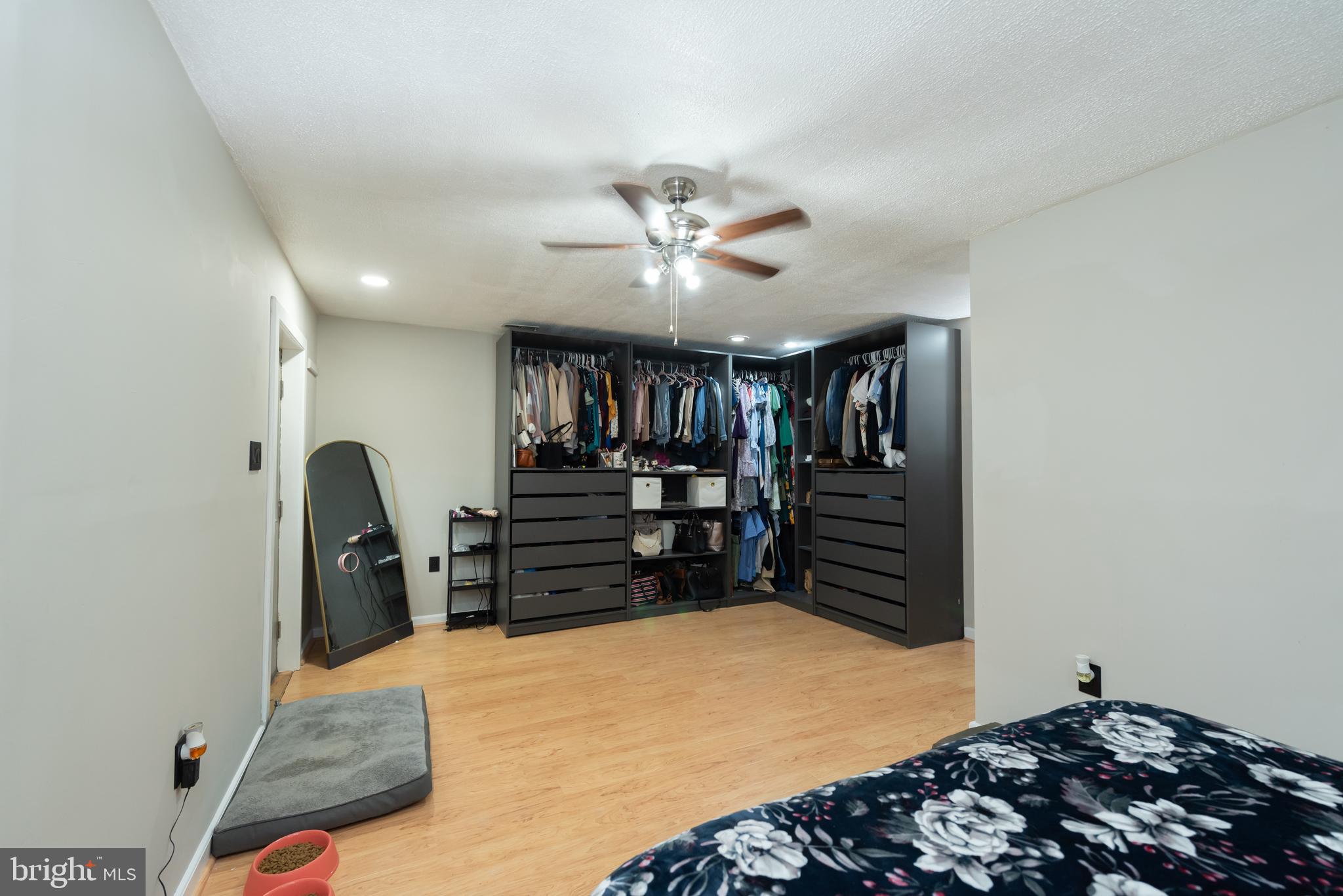 WHITE SANDS - Residential