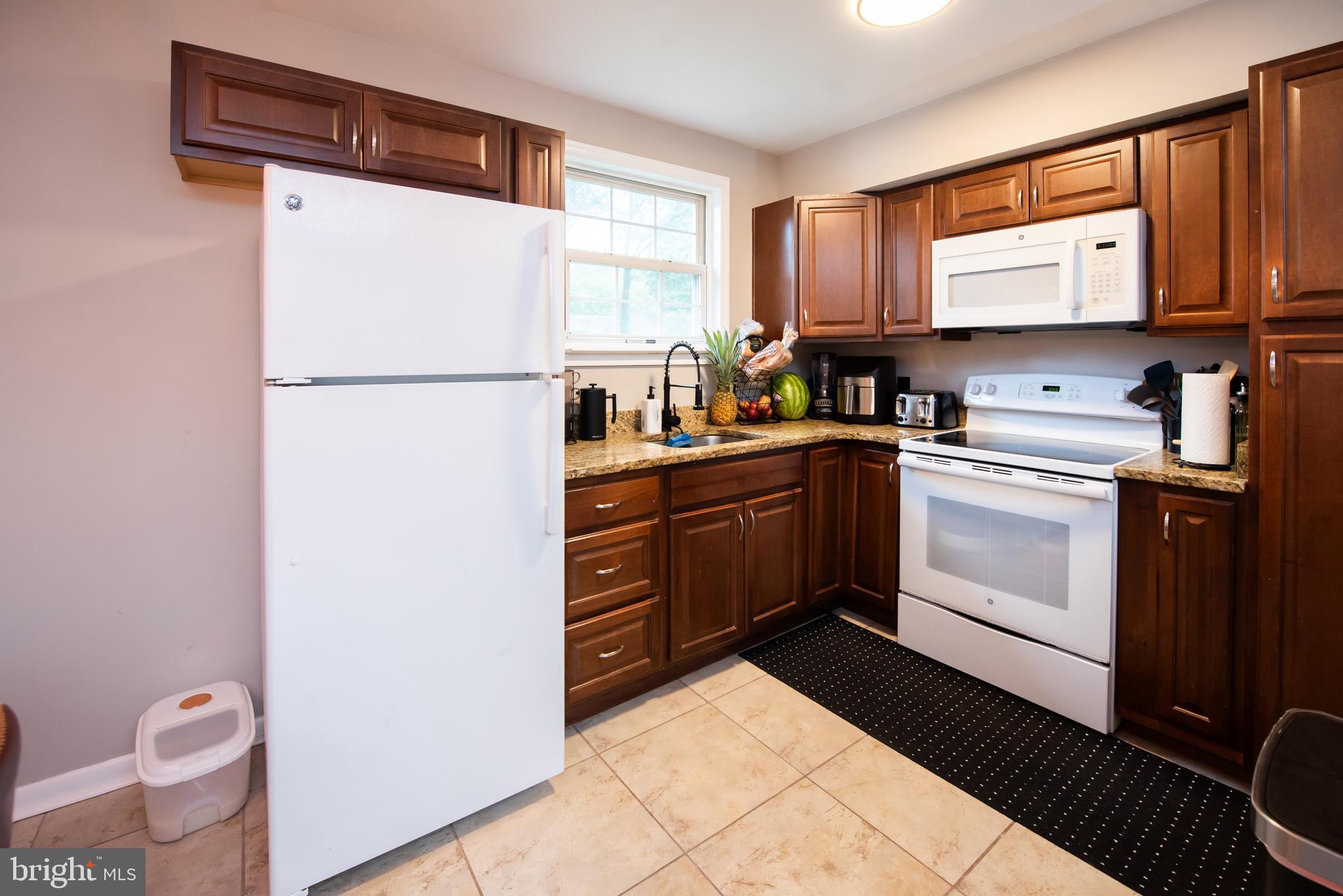 WHITE SANDS - Residential