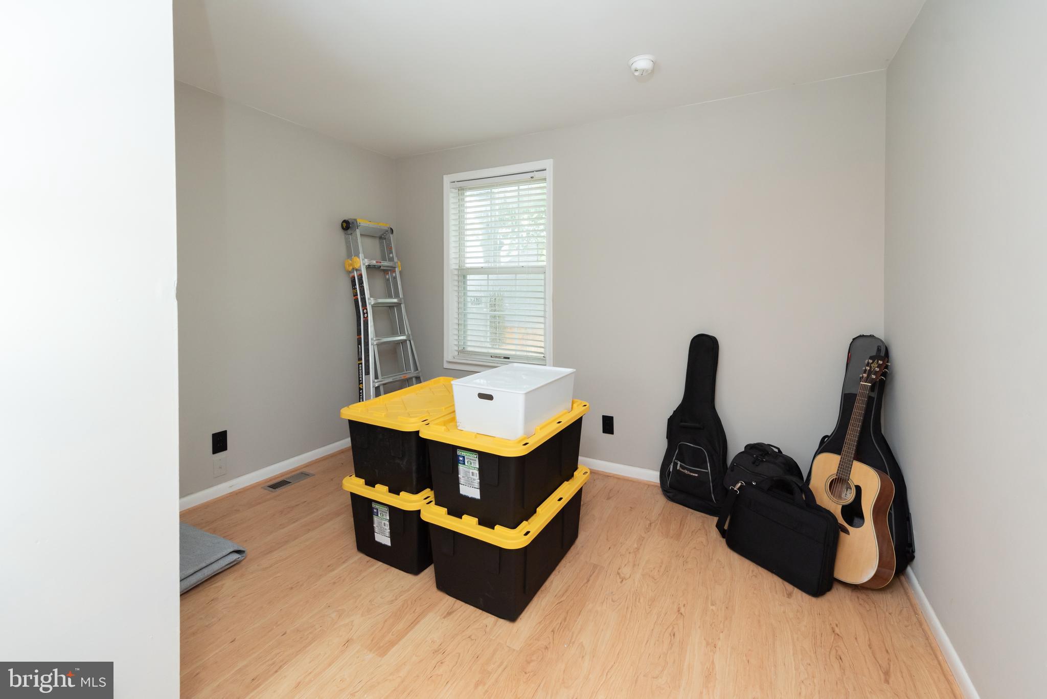 WHITE SANDS - Residential