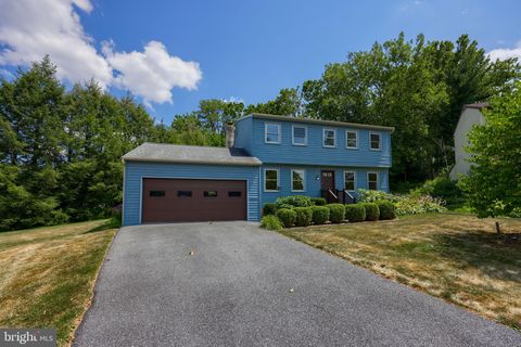 Photo of 3310 Caroline Drive, East Petersburg, PA 17520 (MLS # PALA2052470)