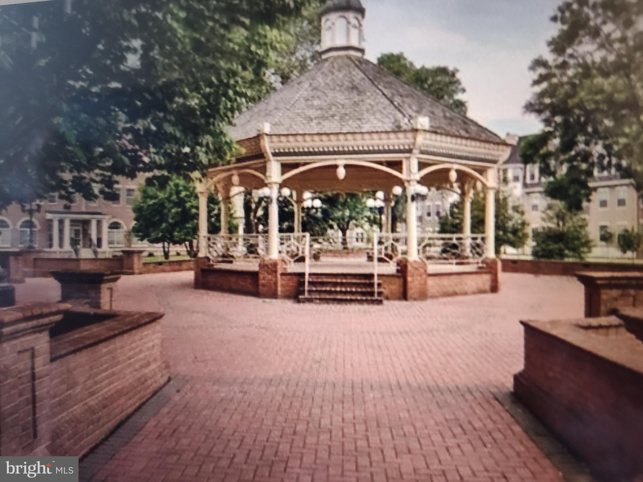 WORMANS MILL - Residential Lease