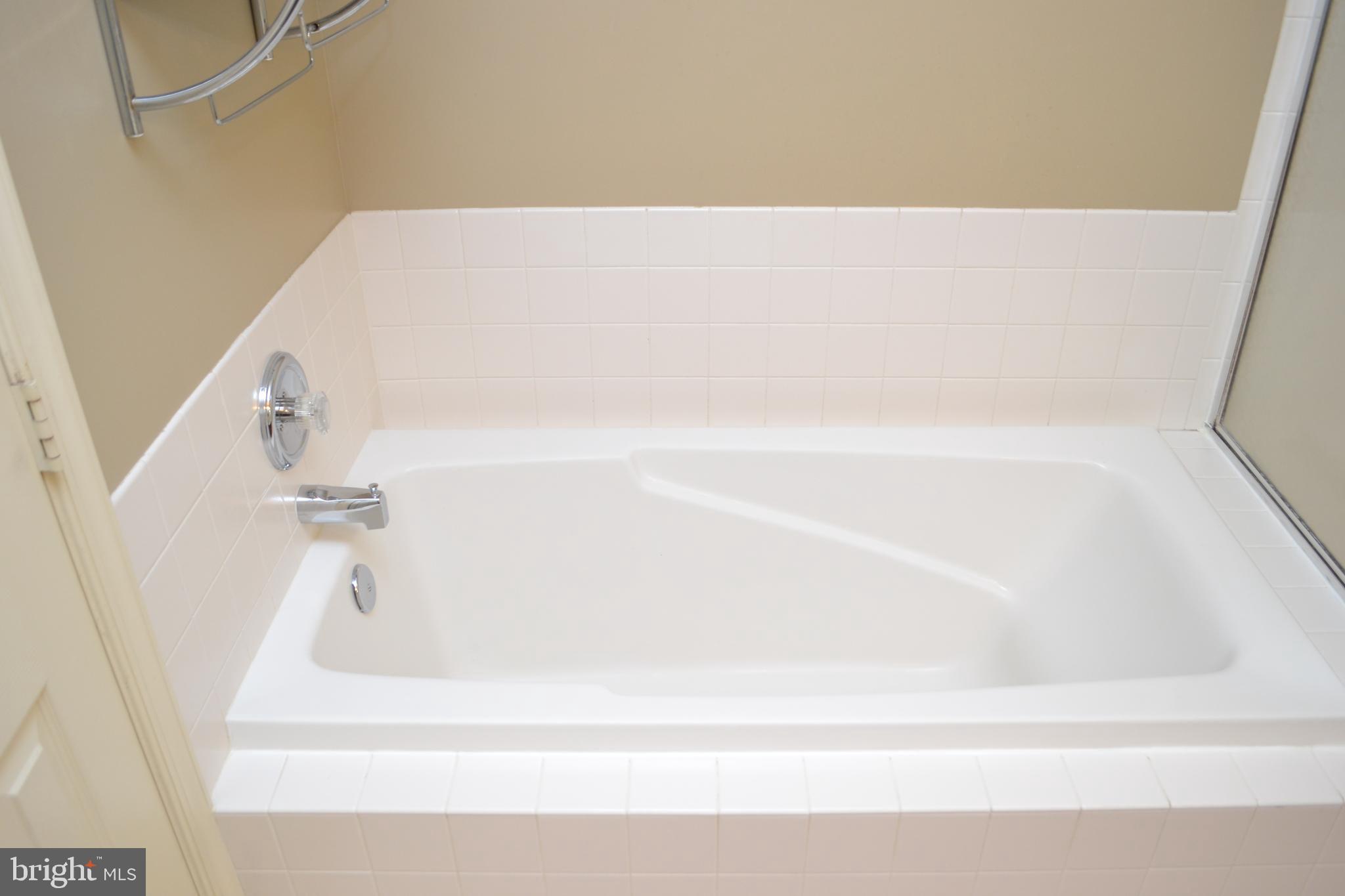 WORMANS MILL - Residential Lease