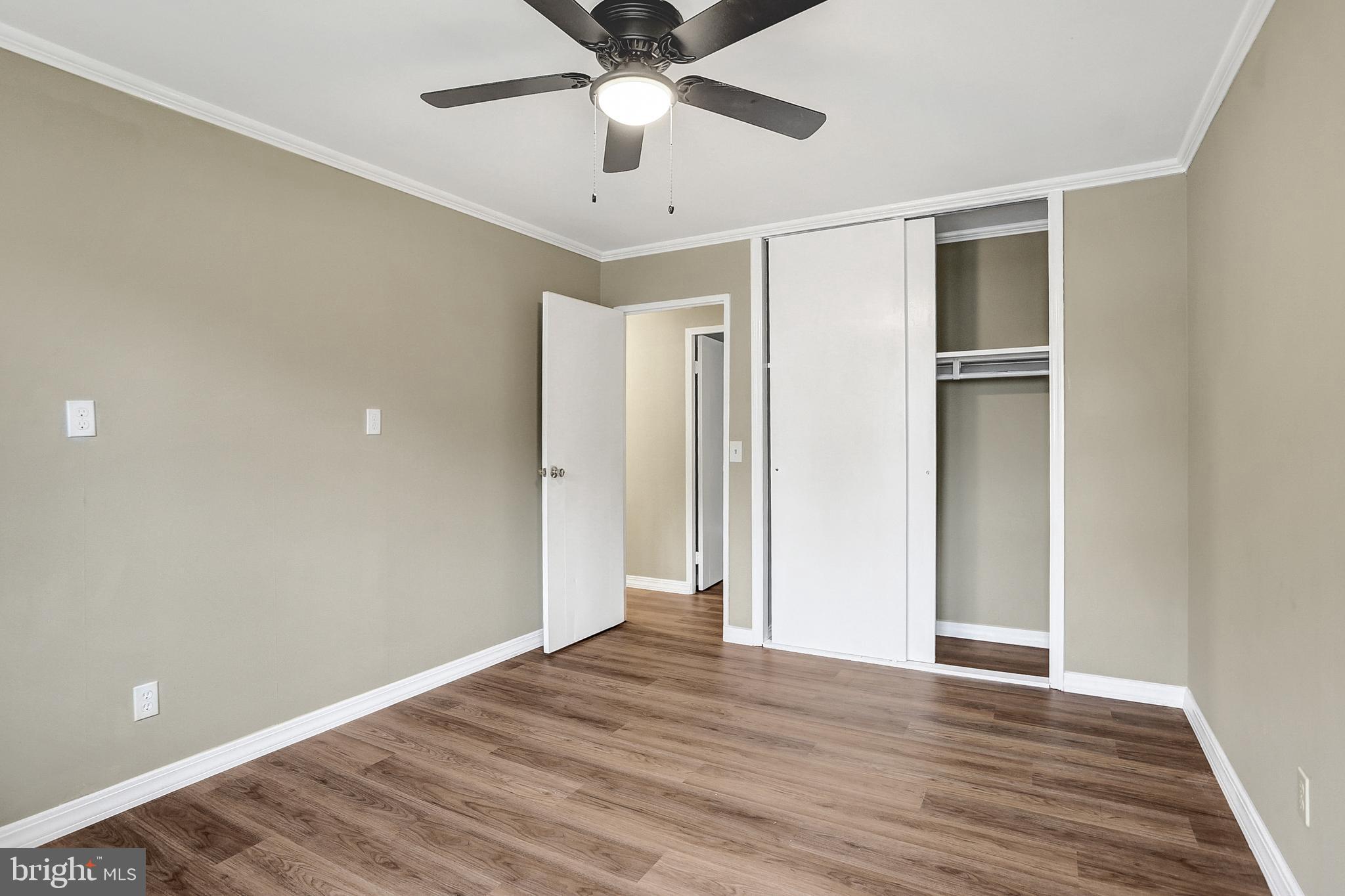 DELBROOK MANOR - Residential