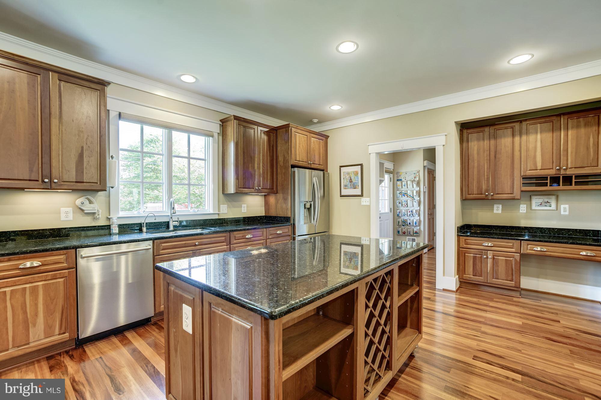 WEST VIENNA WOODS - Residential