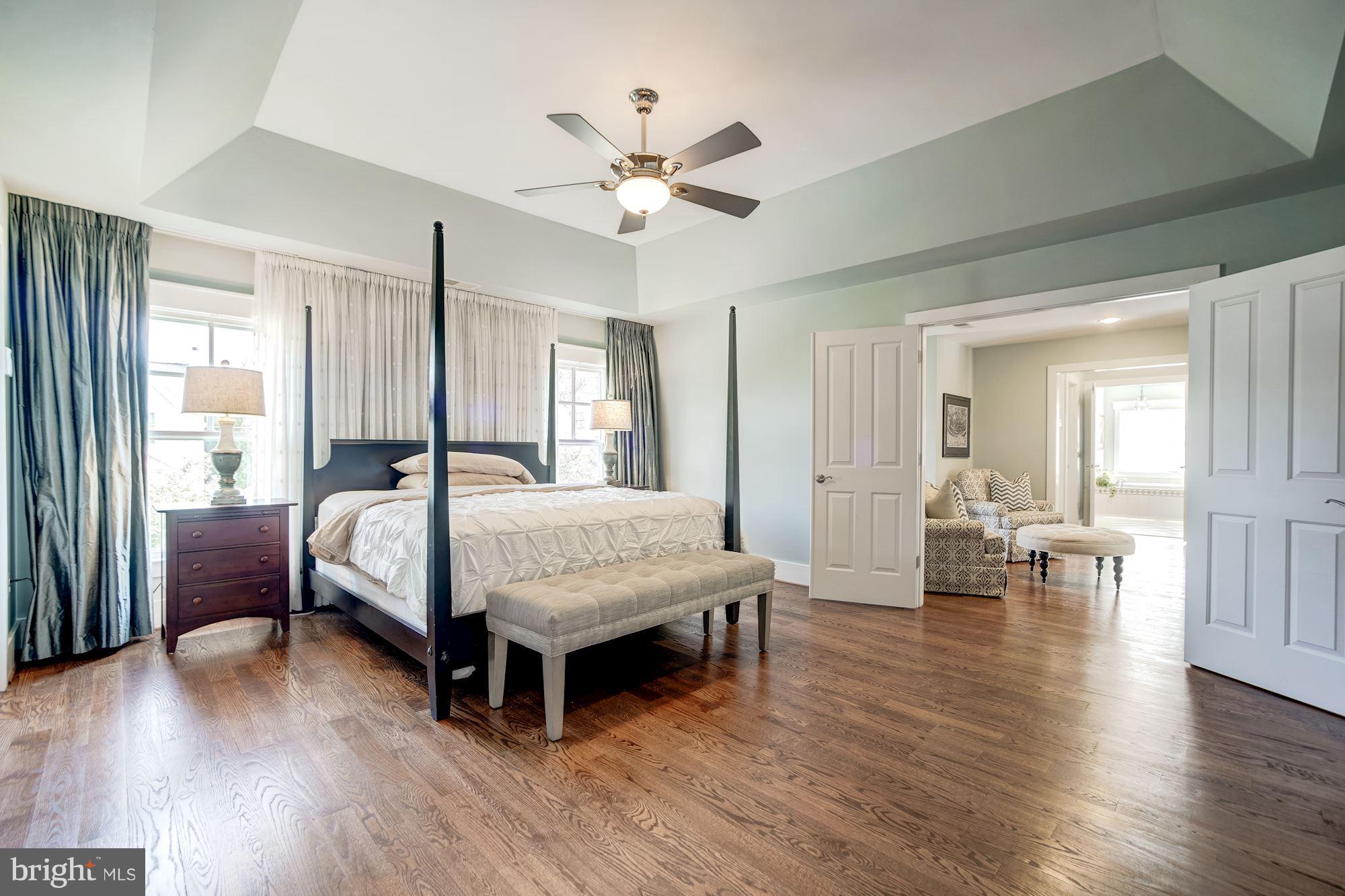 WEST VIENNA WOODS - Residential