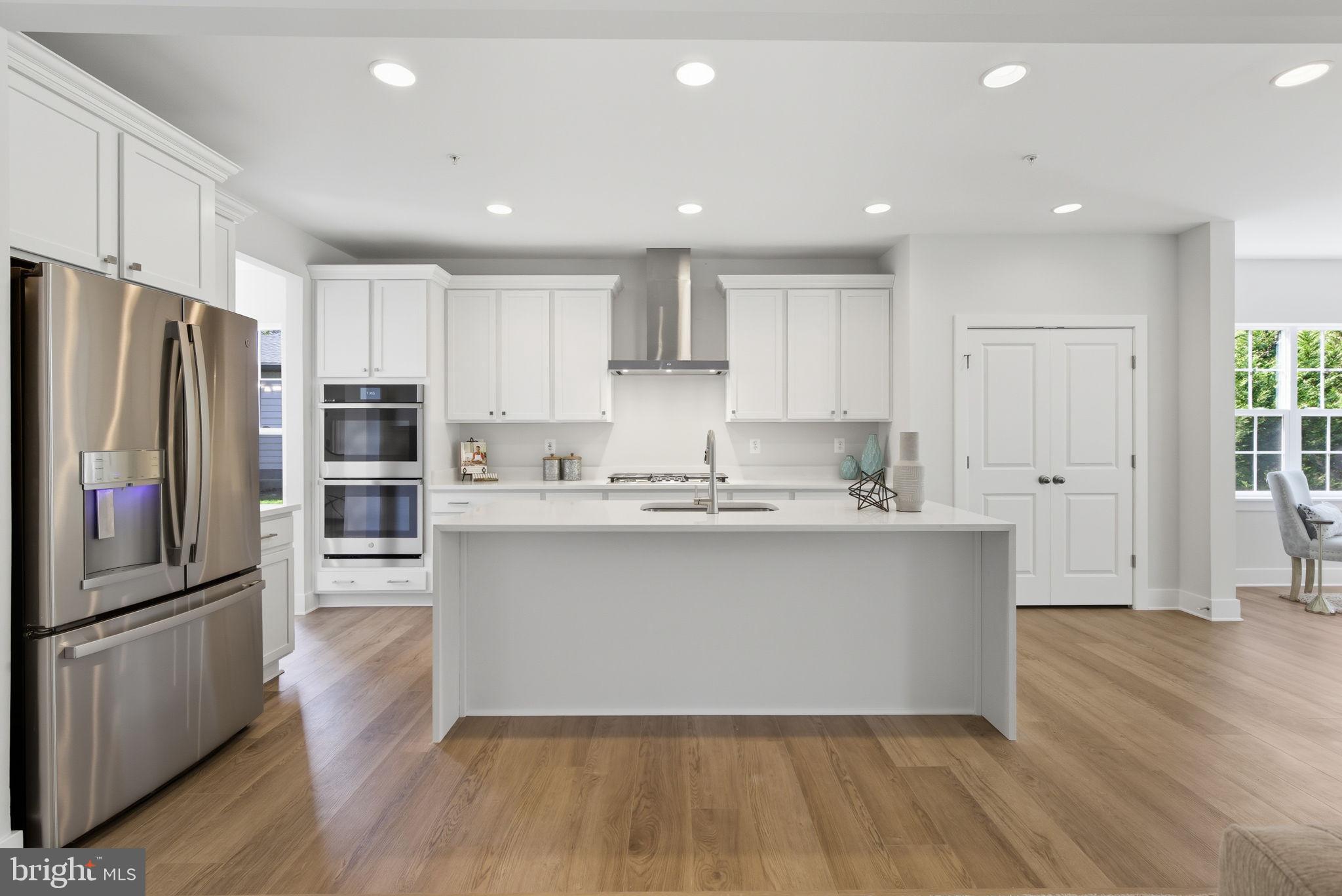 WASHINGTON GROVE - Residential