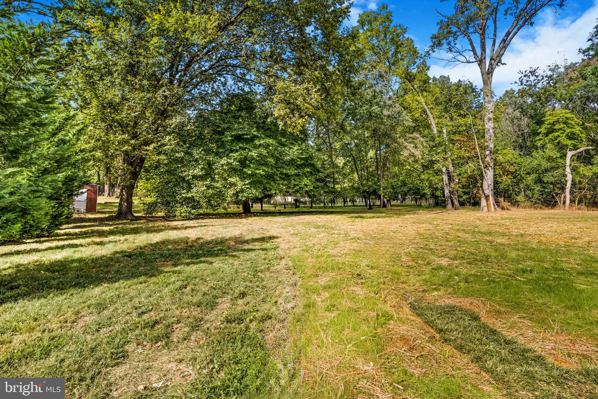 WASHINGTON GROVE - Residential