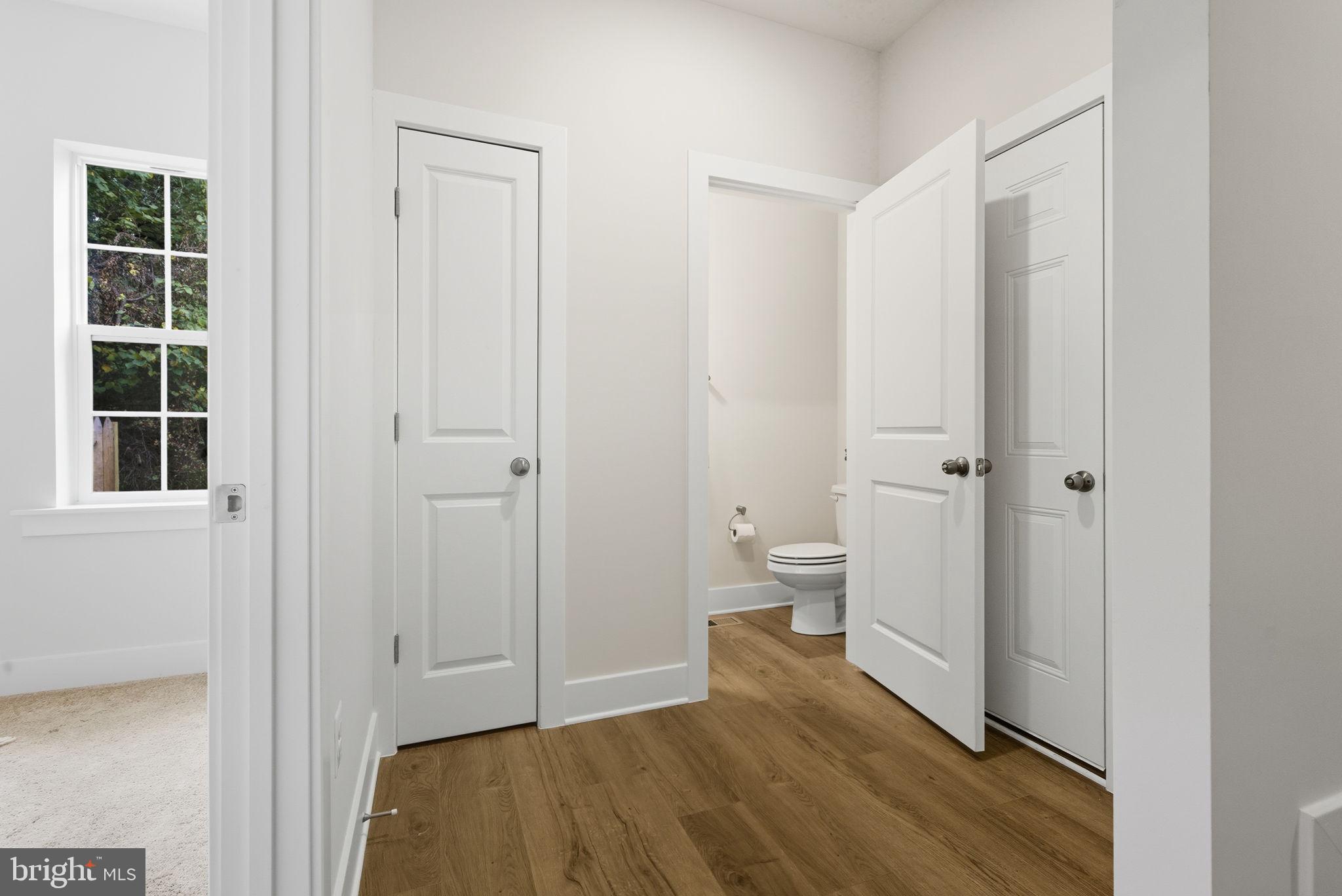 WASHINGTON GROVE - Residential