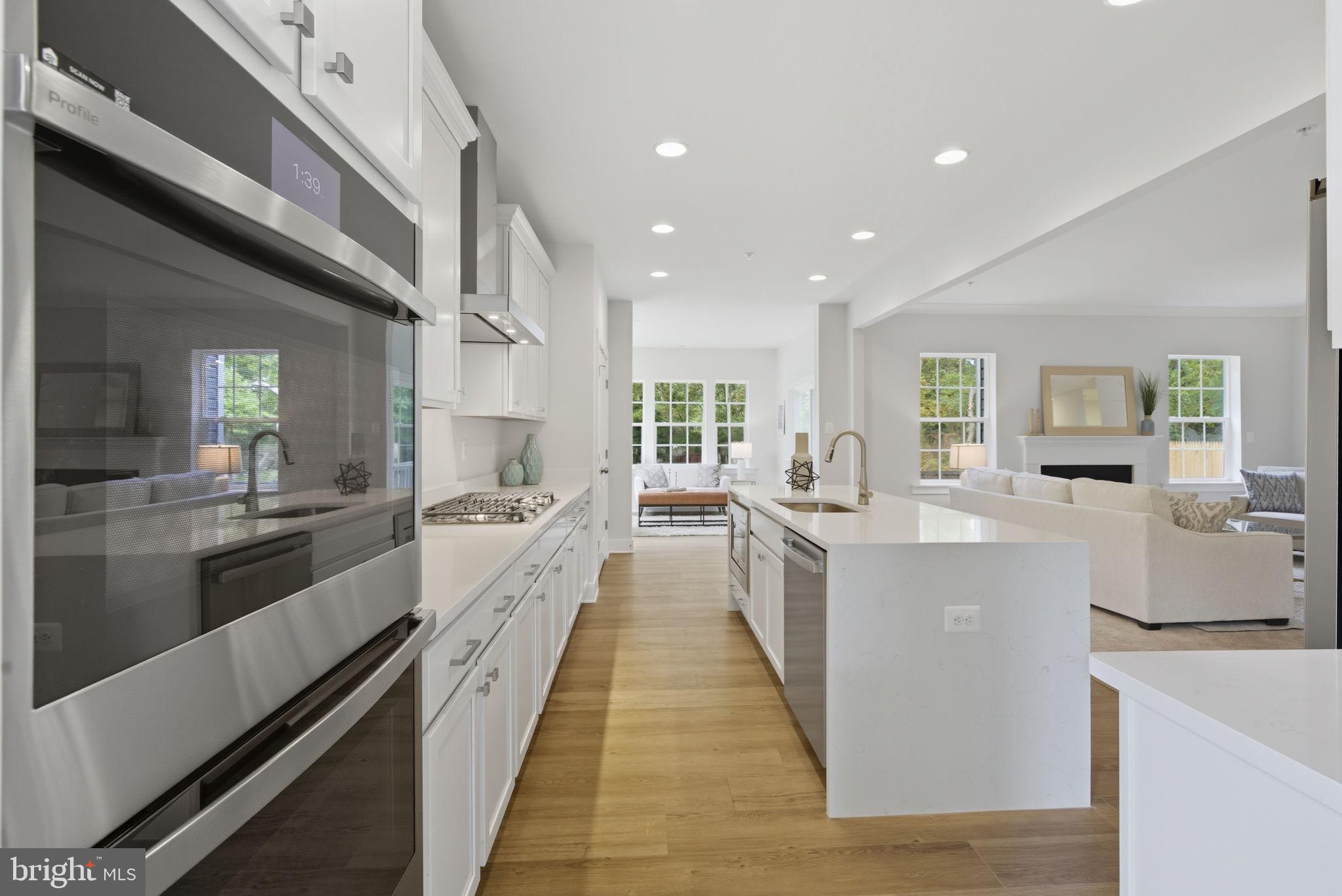 WASHINGTON GROVE - Residential