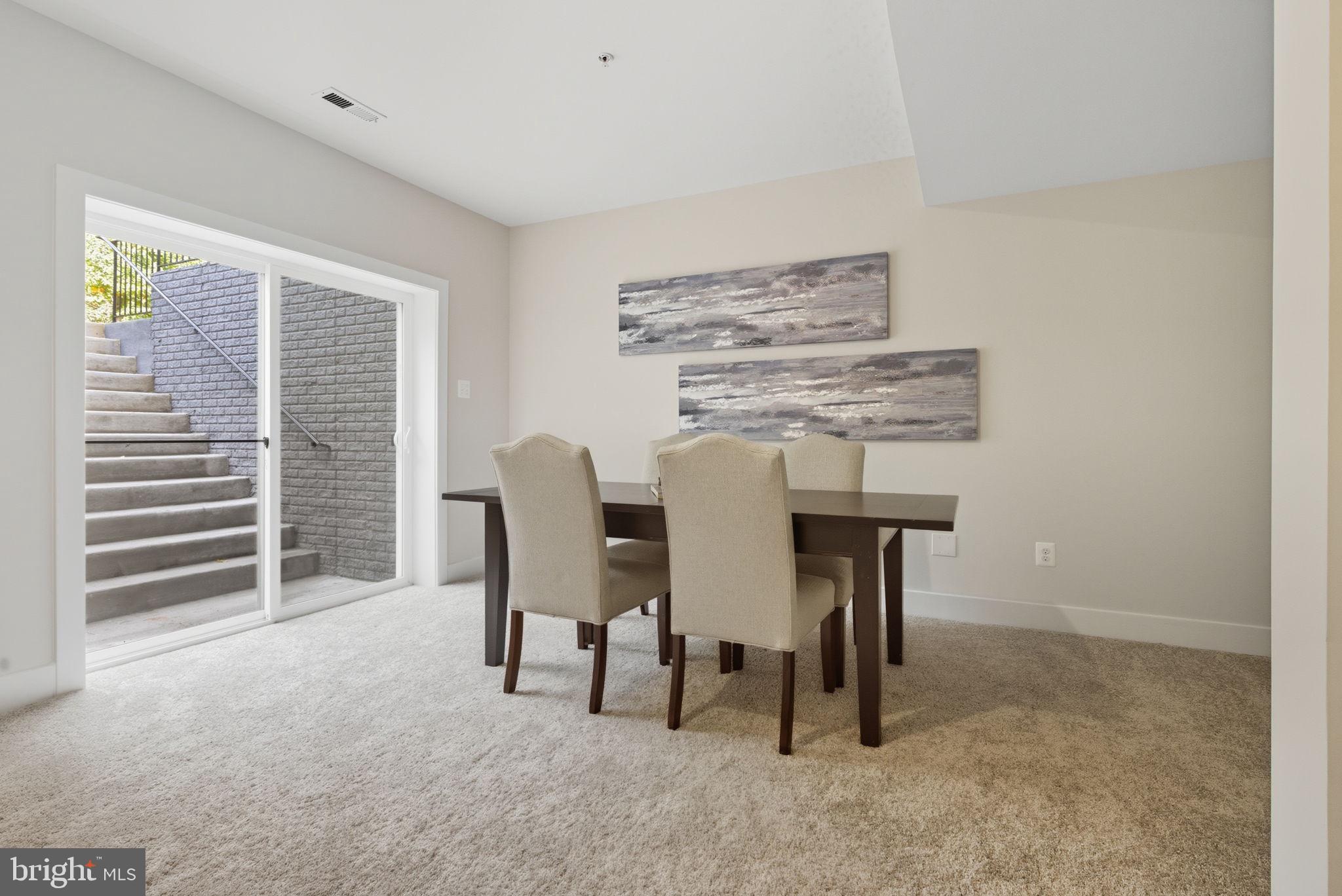 WASHINGTON GROVE - Residential