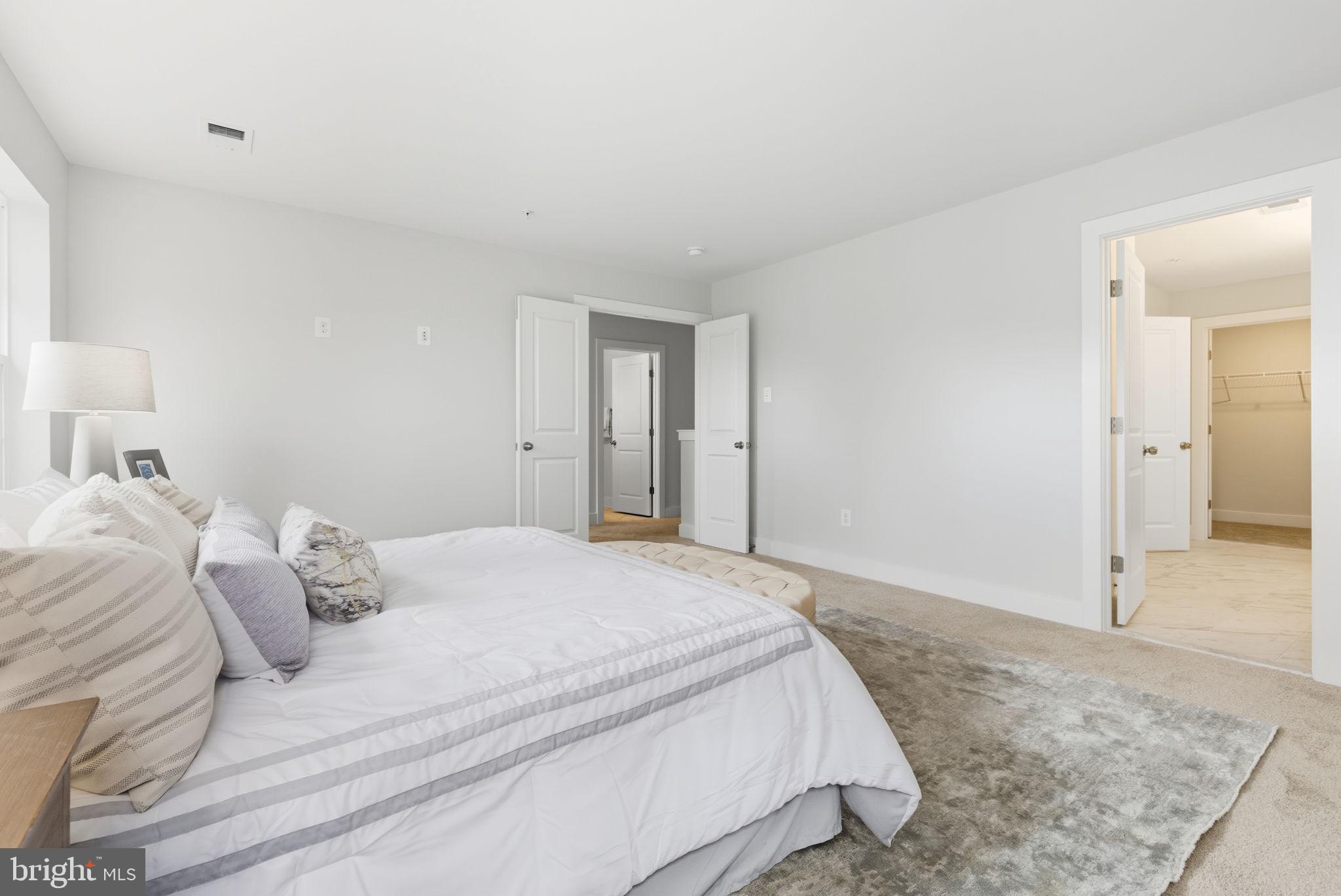 WASHINGTON GROVE - Residential