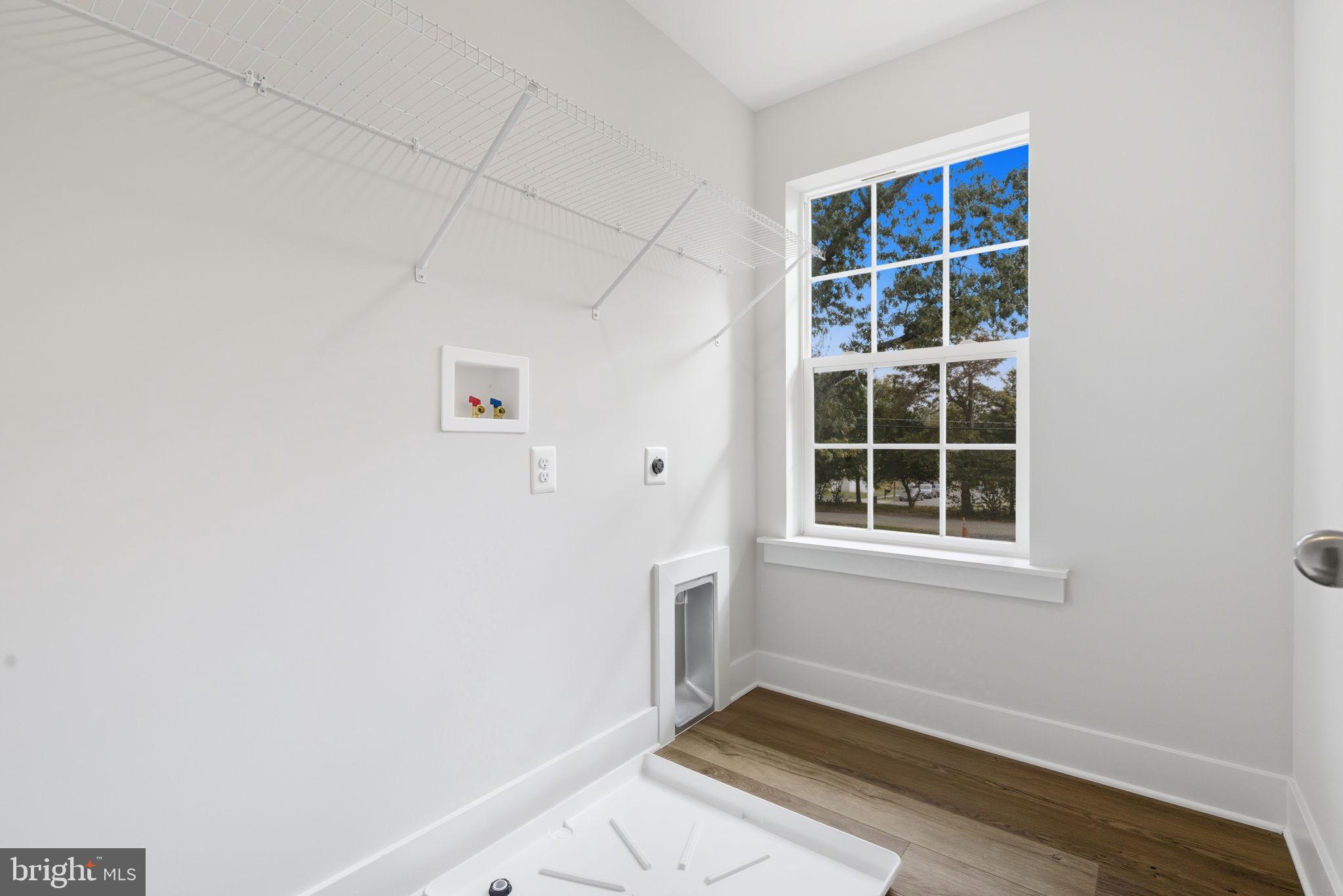 WASHINGTON GROVE - Residential