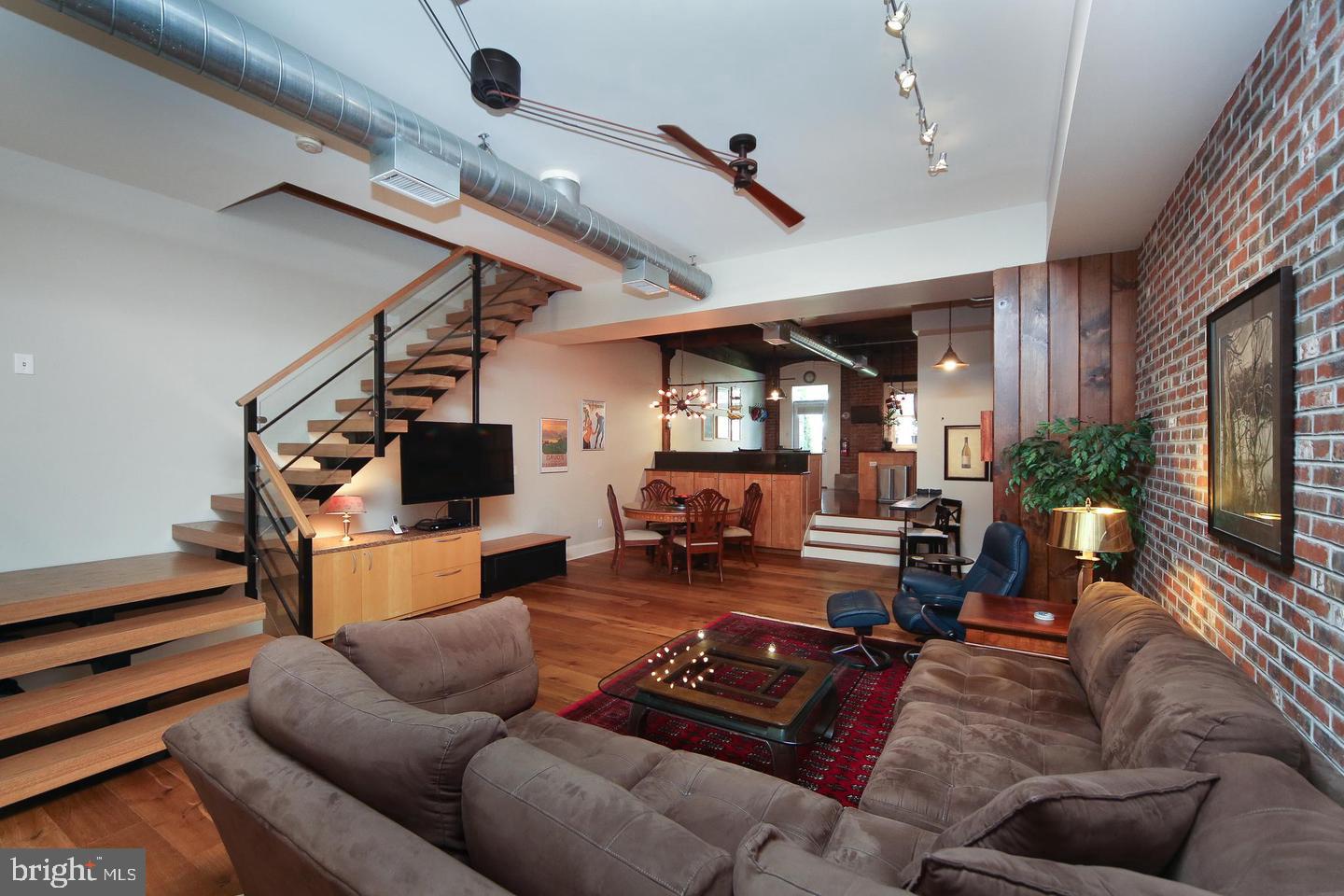 6 WATSON MILL LANE 28