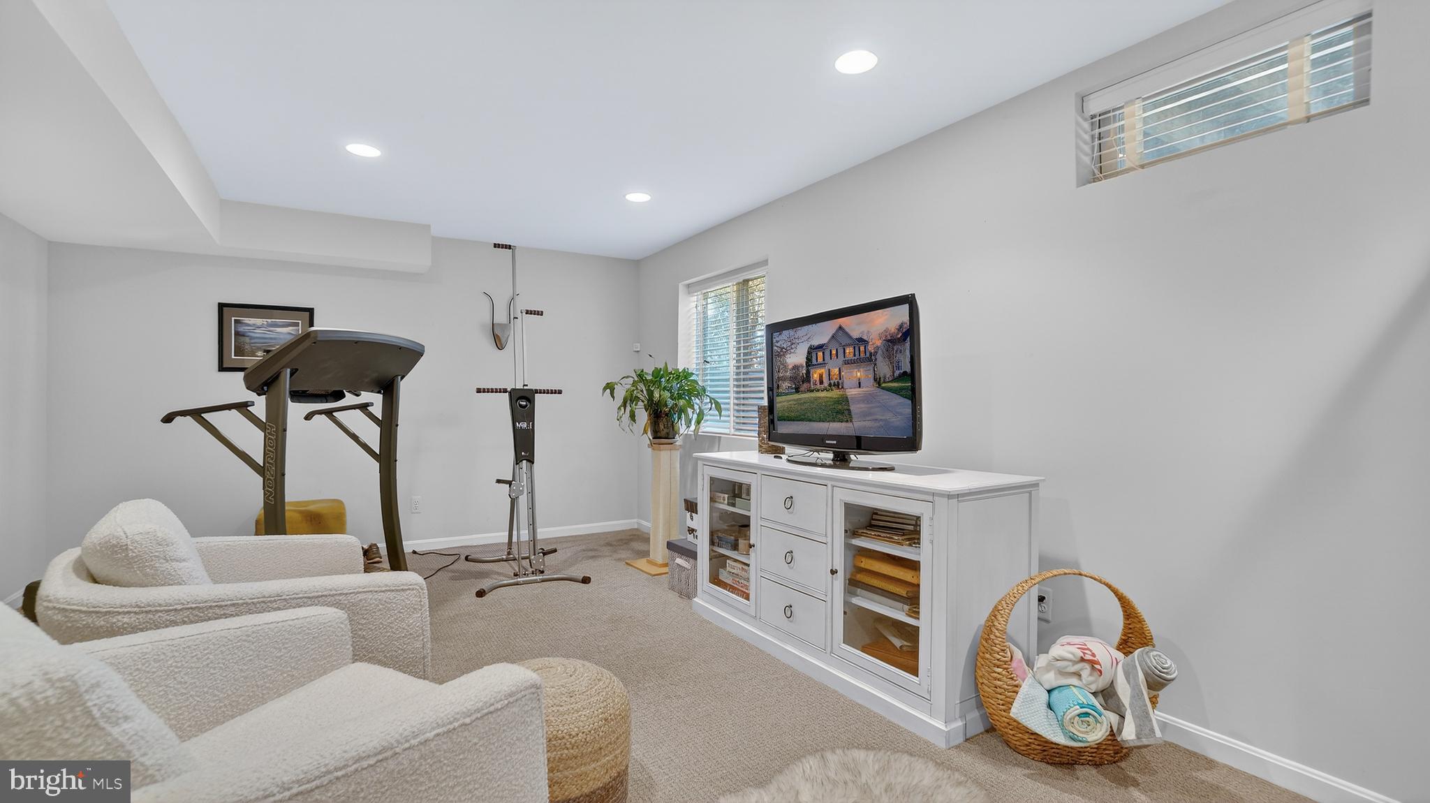 CHAPMAN FARM - Residential