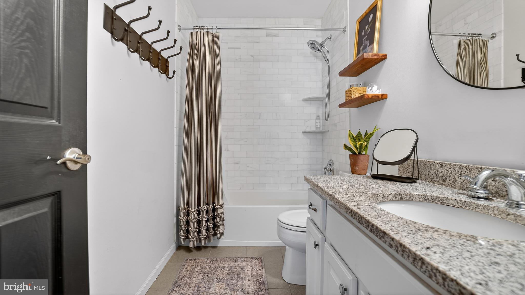 CHAPMAN FARM - Residential