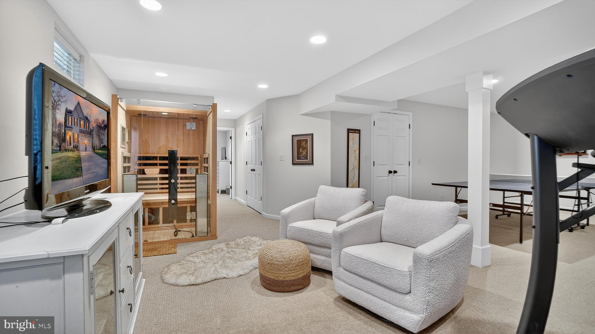 CHAPMAN FARM - Residential