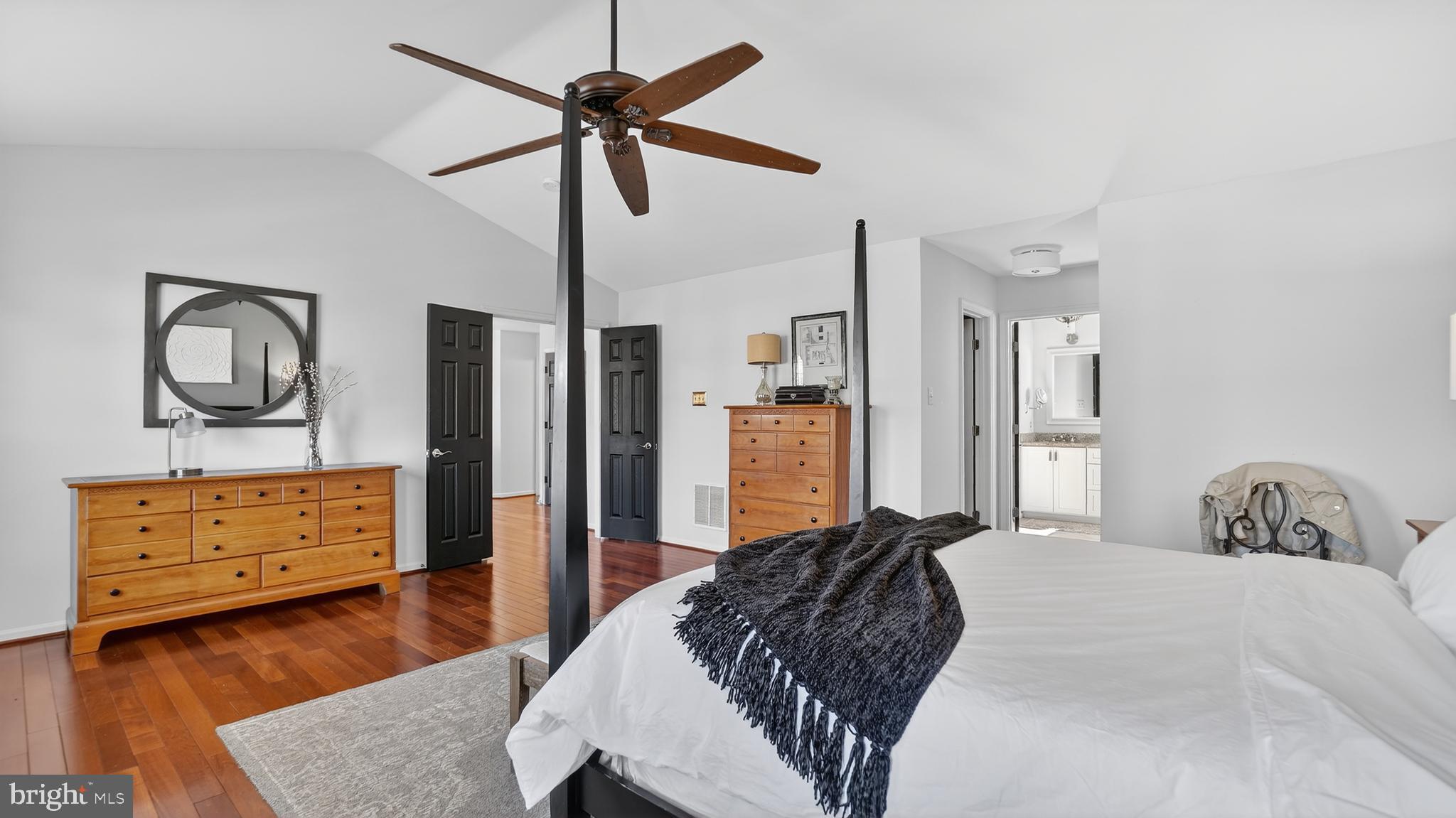 CHAPMAN FARM - Residential