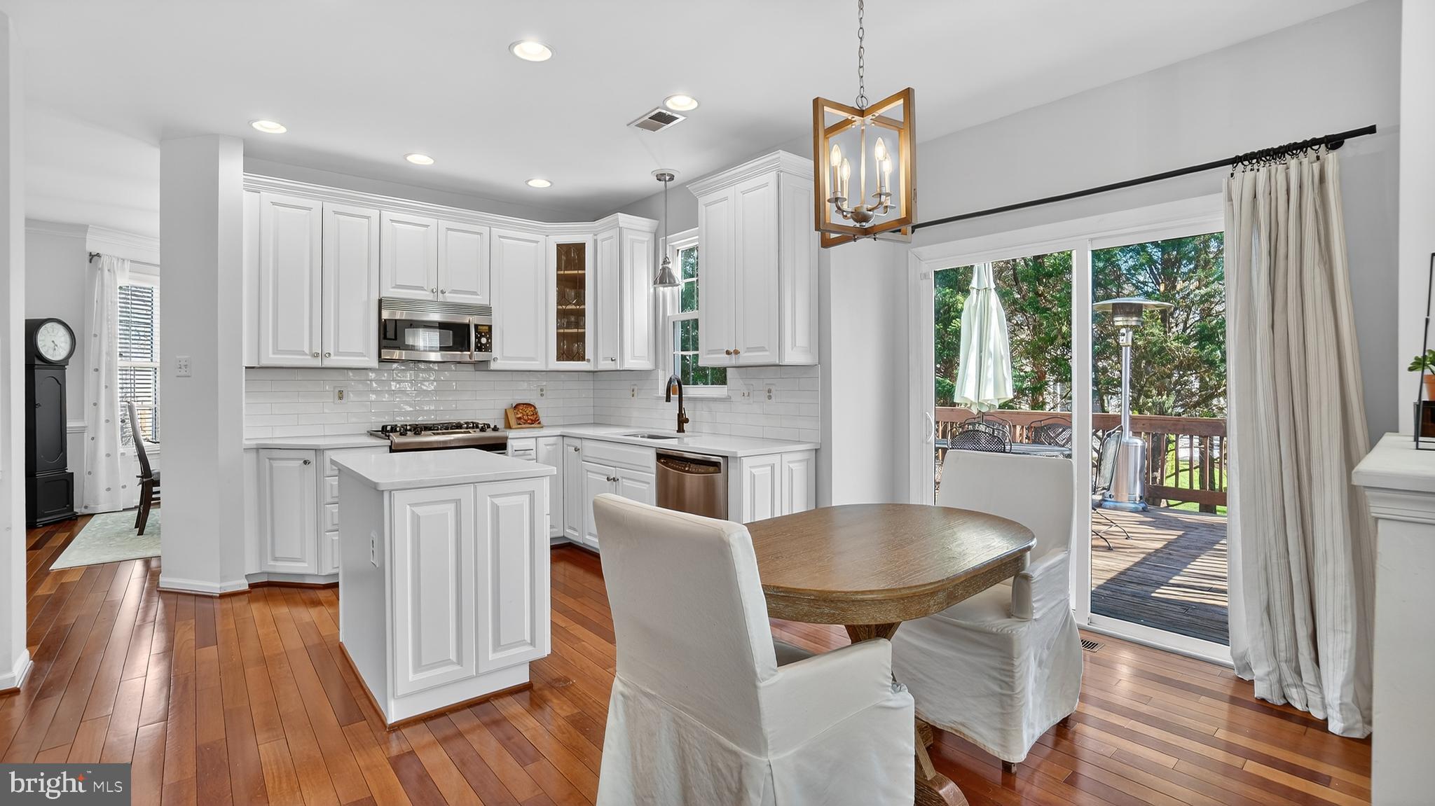 CHAPMAN FARM - Residential