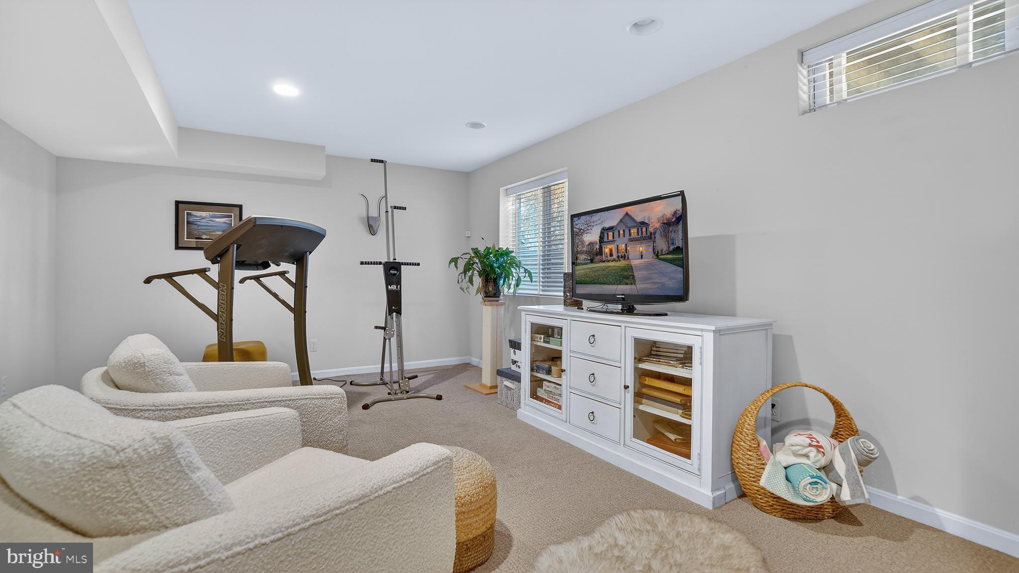 CHAPMAN FARM - Residential