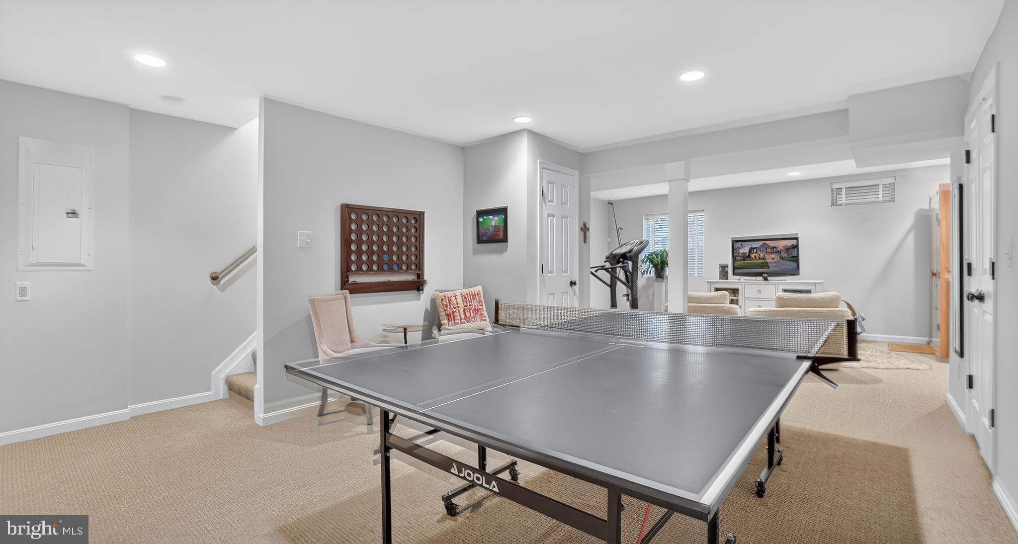 CHAPMAN FARM - Residential