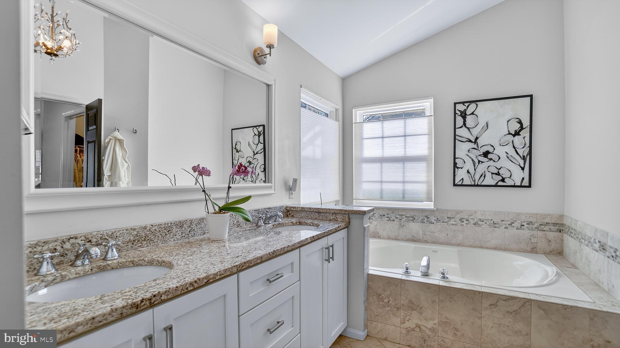 CHAPMAN FARM - Residential