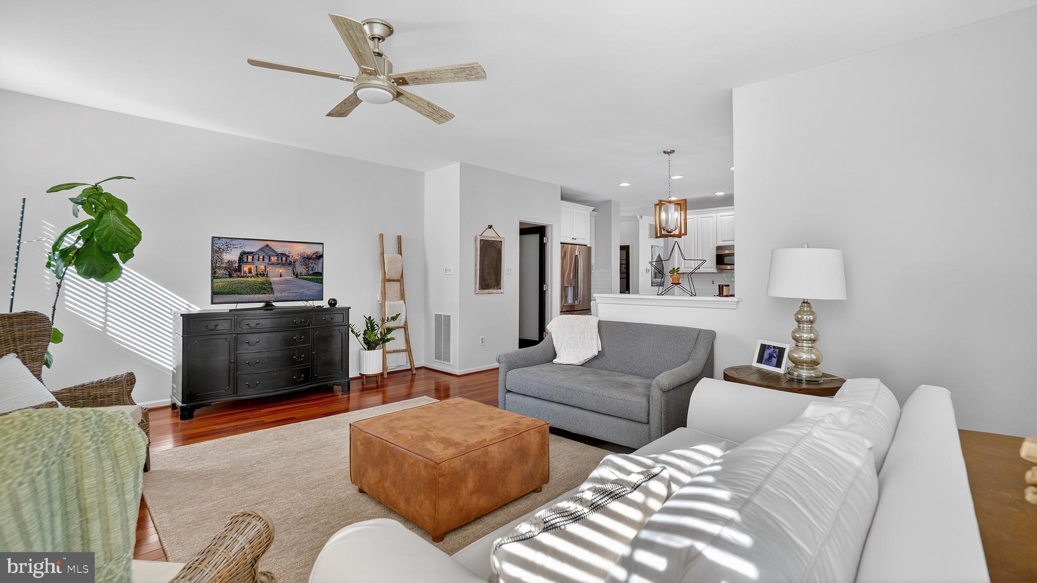 CHAPMAN FARM - Residential