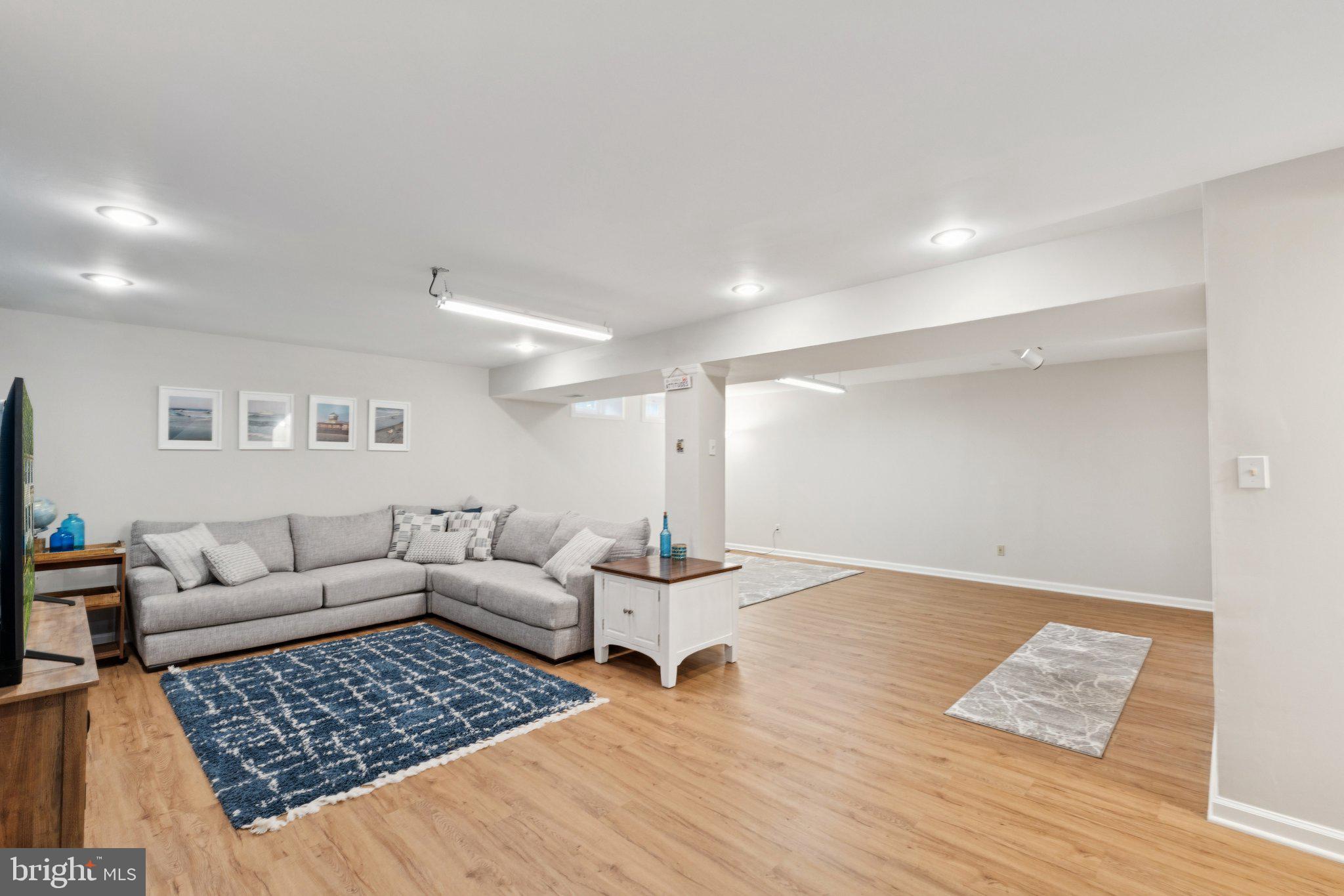 WATKINS MEADOWS - Residential