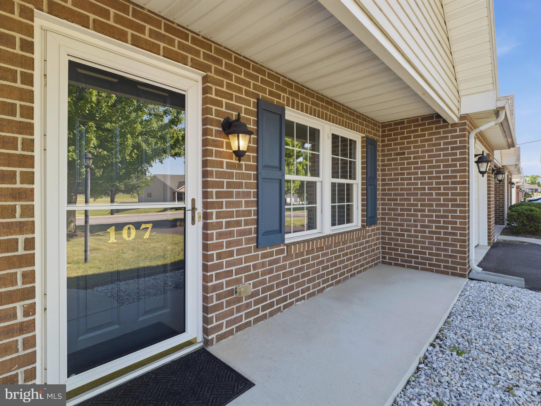 107 CENTRAL WAY 25