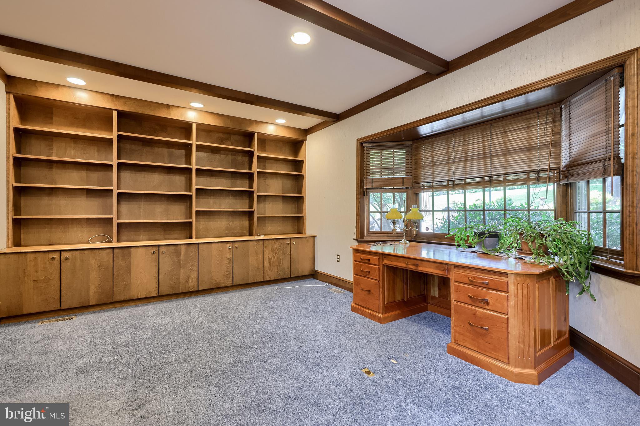 BIRDLAND - Residential