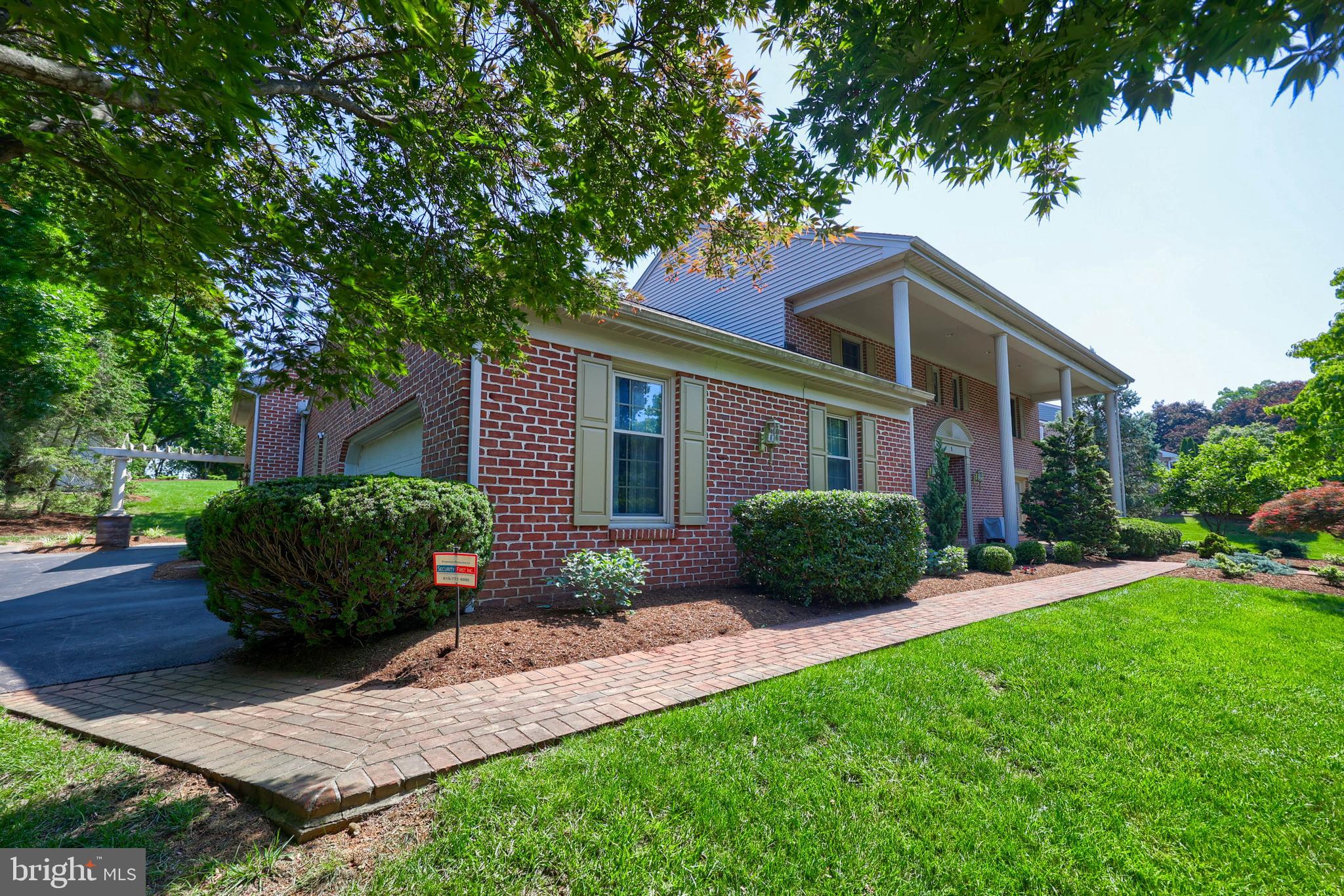 1 VIREO DRIVE