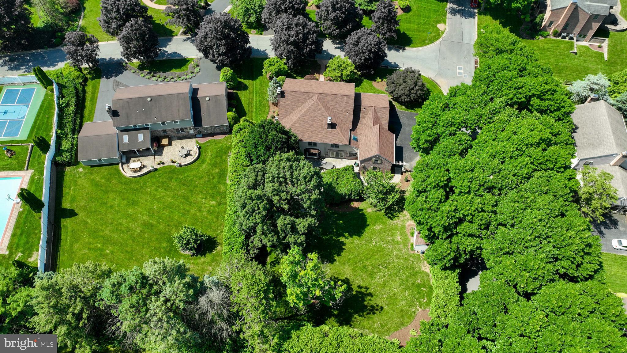 BIRDLAND - Residential