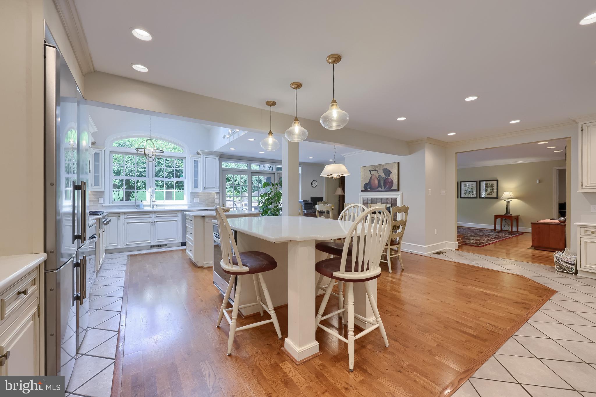 BIRDLAND - Residential