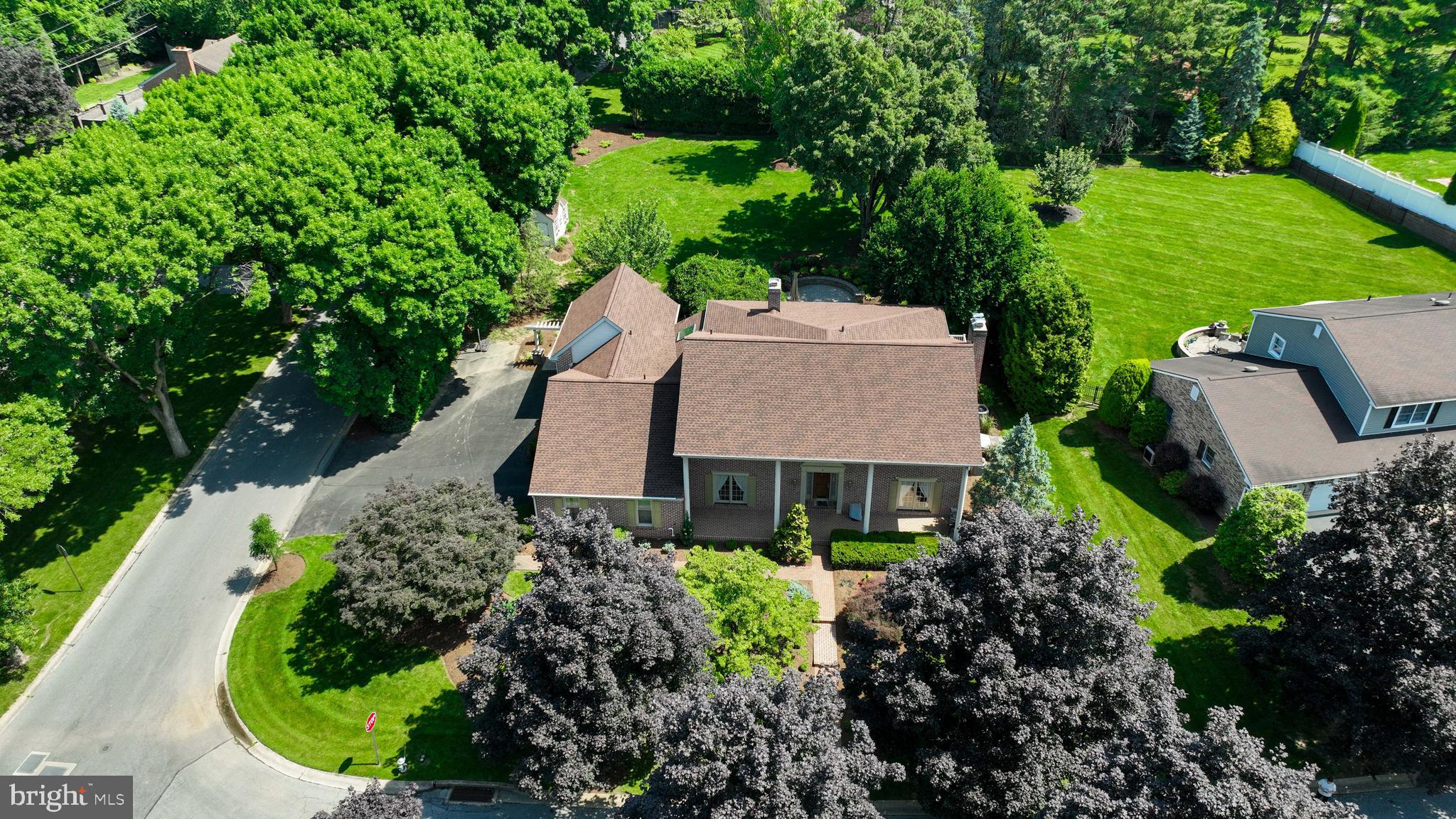 BIRDLAND - Residential