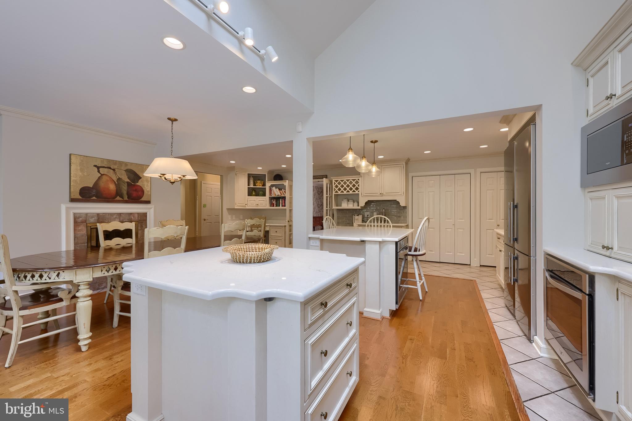 BIRDLAND - Residential