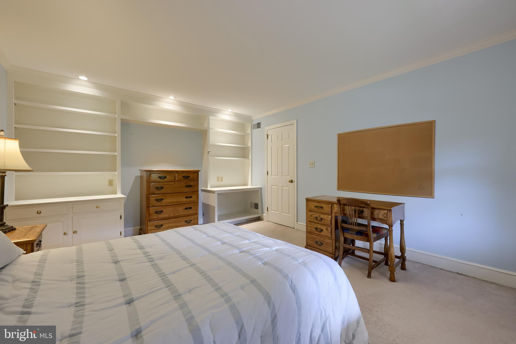 BIRDLAND - Residential