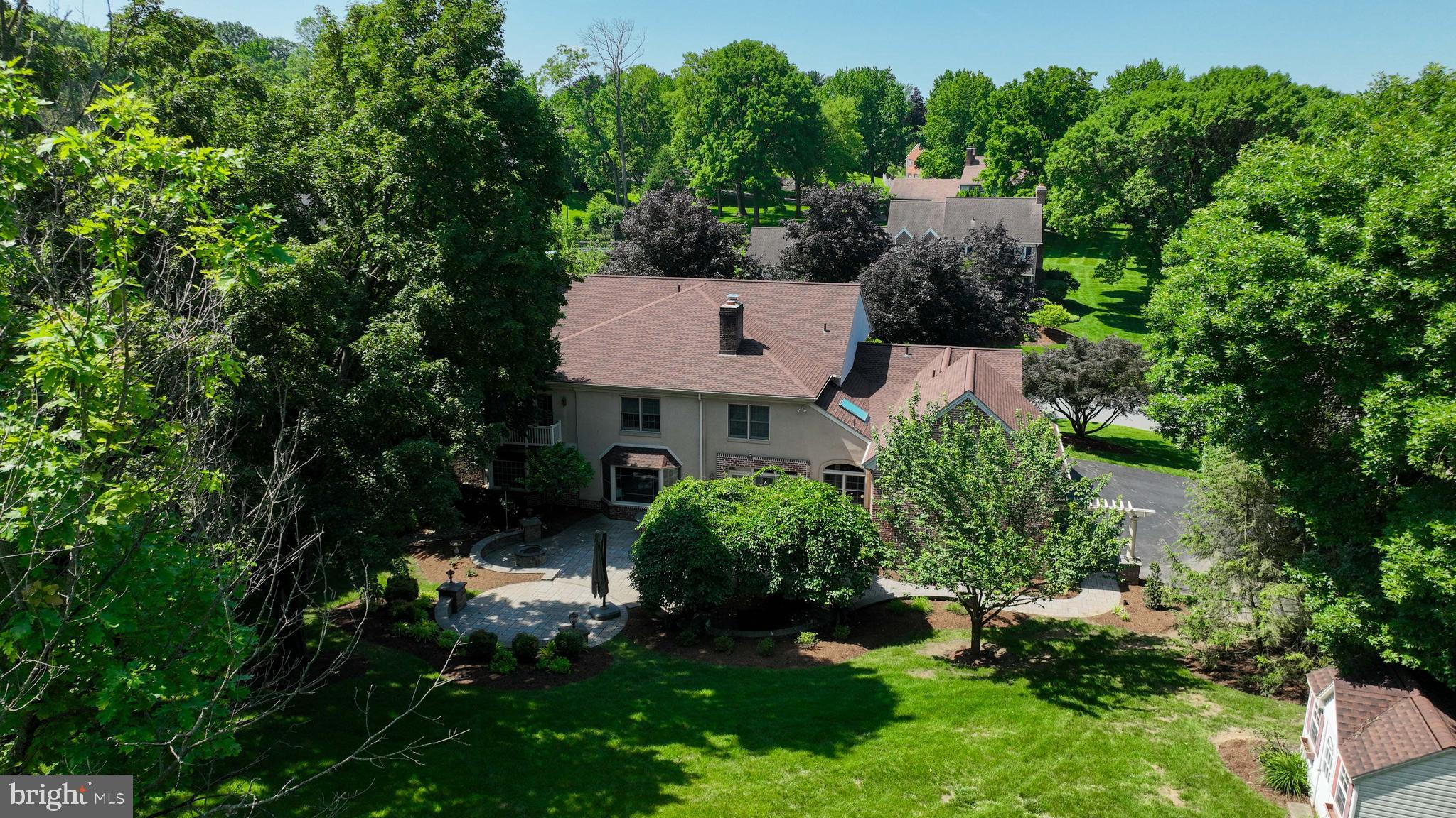 BIRDLAND - Residential