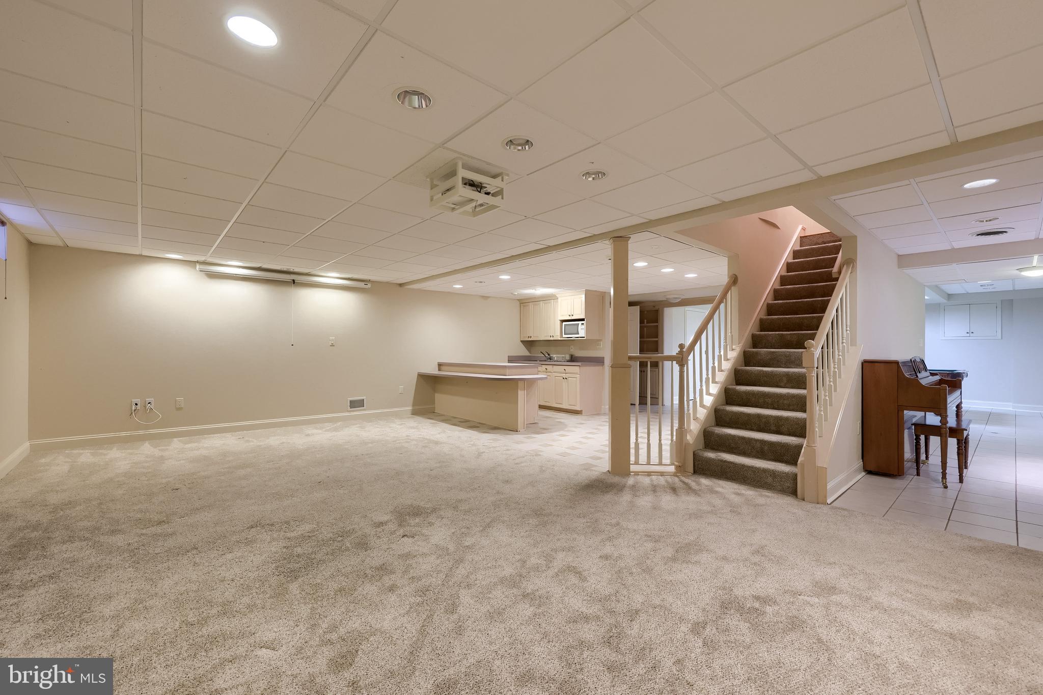 BIRDLAND - Residential