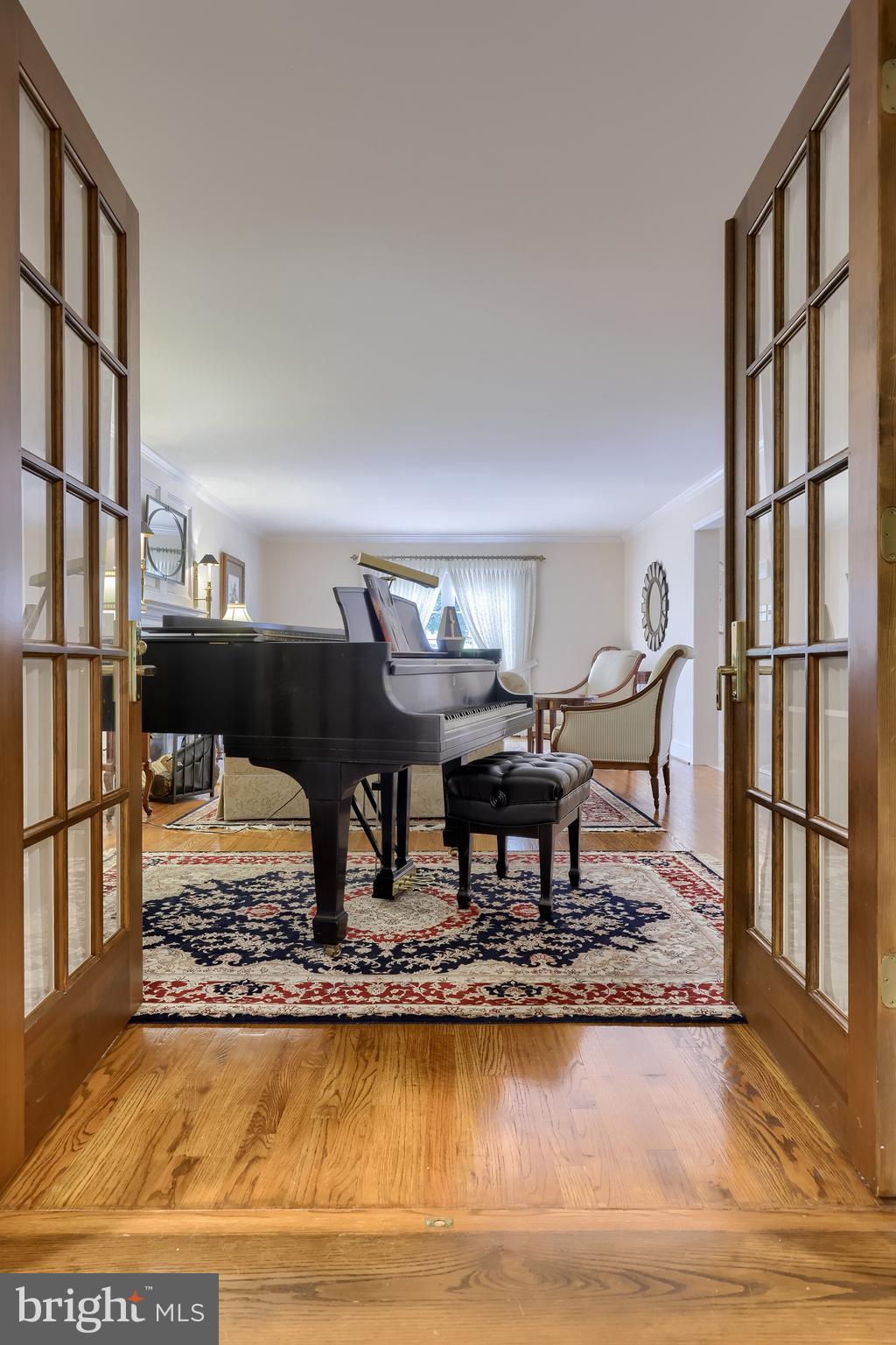 BIRDLAND - Residential