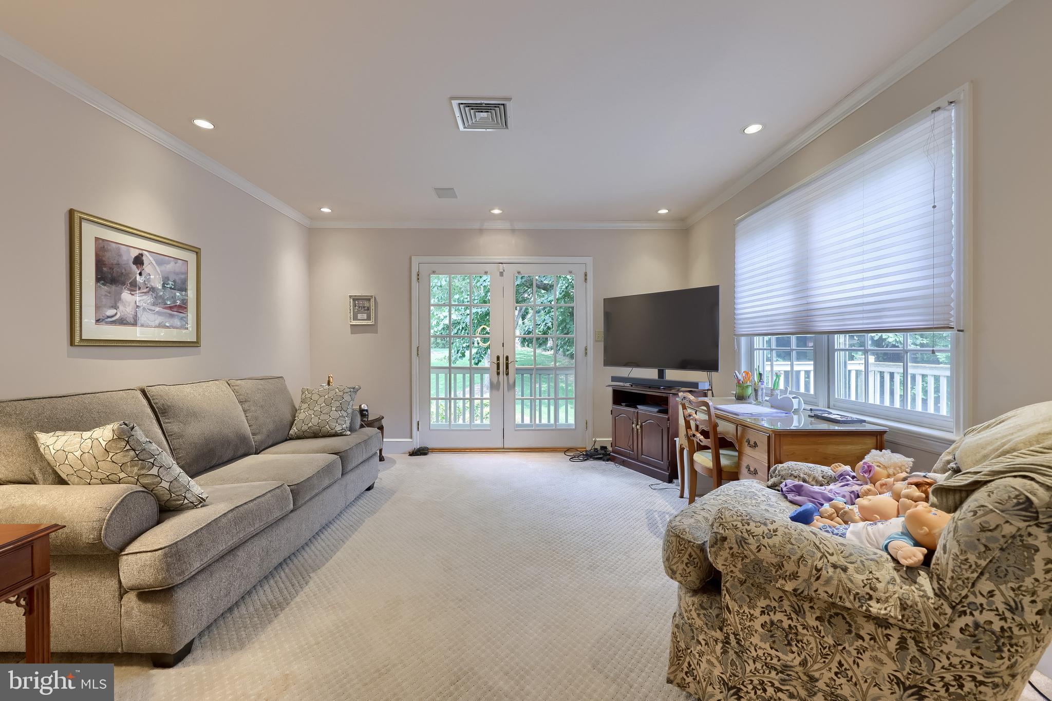 BIRDLAND - Residential