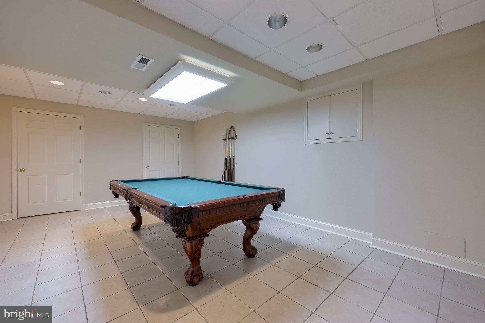 BIRDLAND - Residential