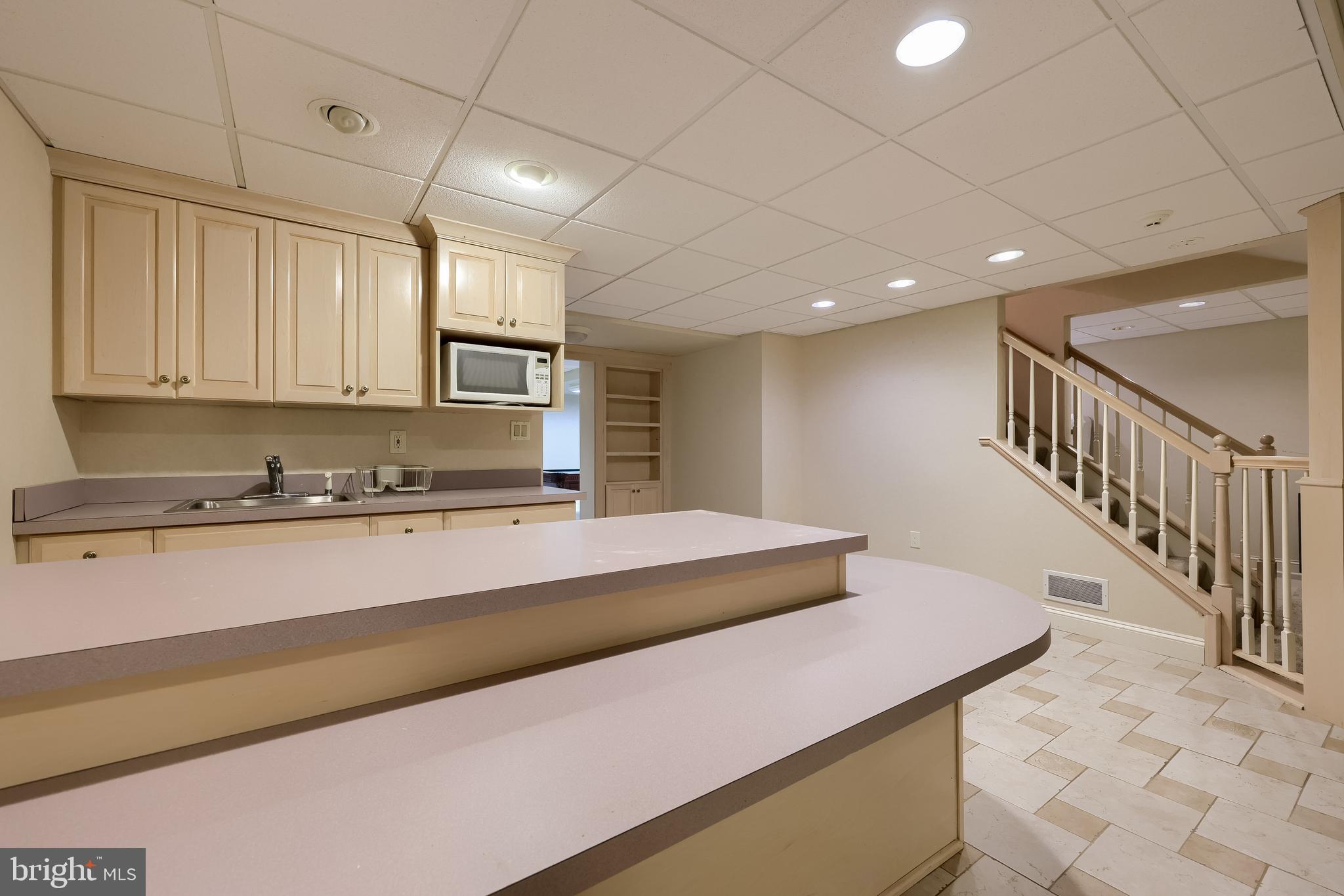 BIRDLAND - Residential